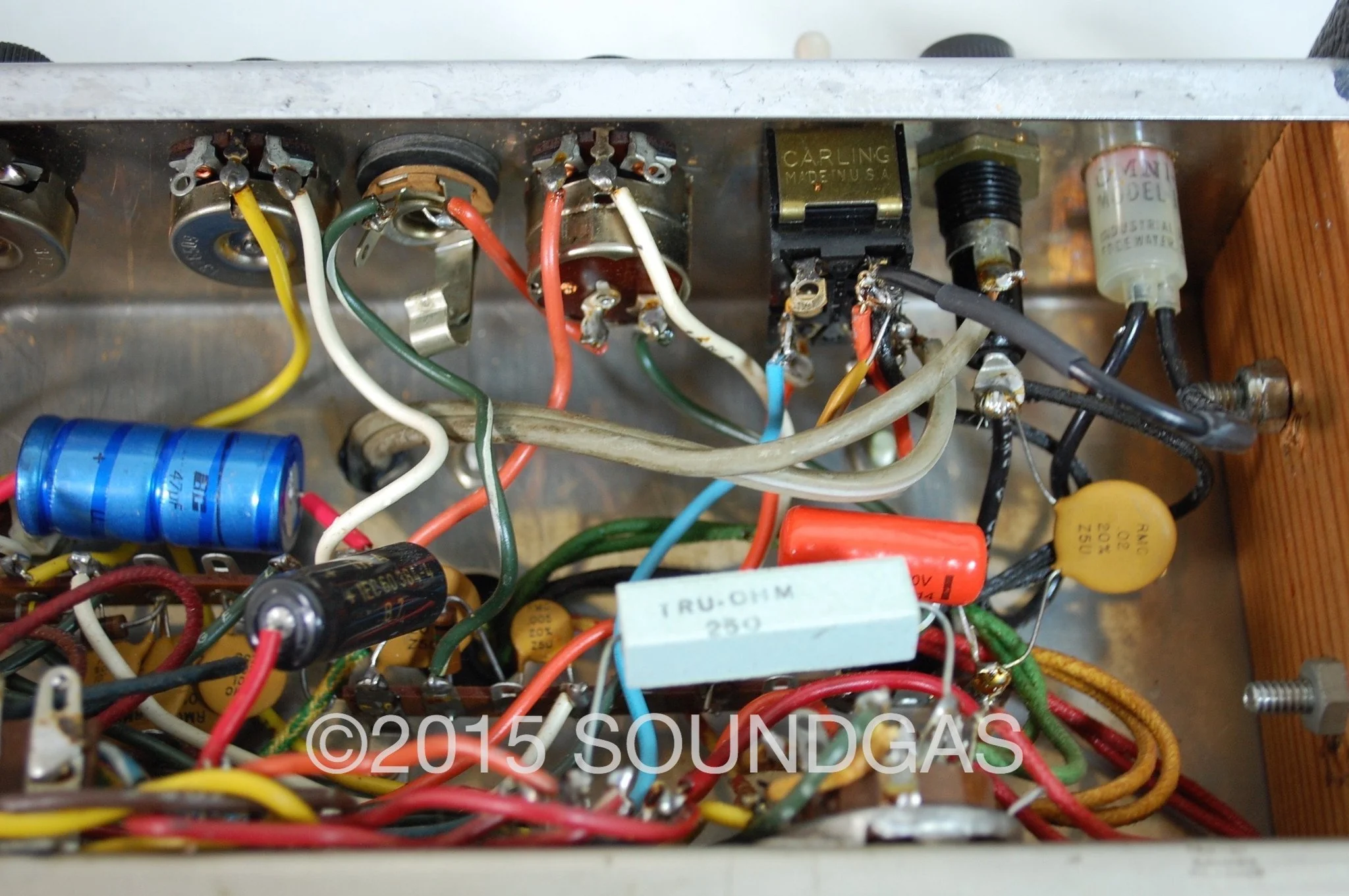 1965 SUPRO MODEL 24 - Image 10