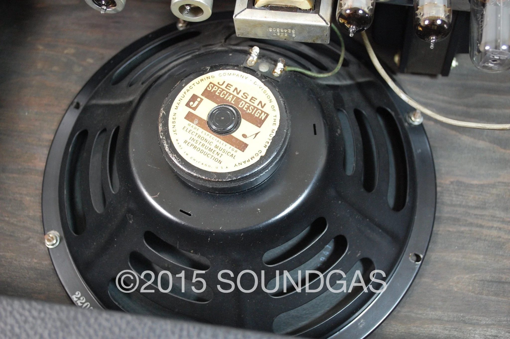 1965 SUPRO MODEL 24 - Image 6