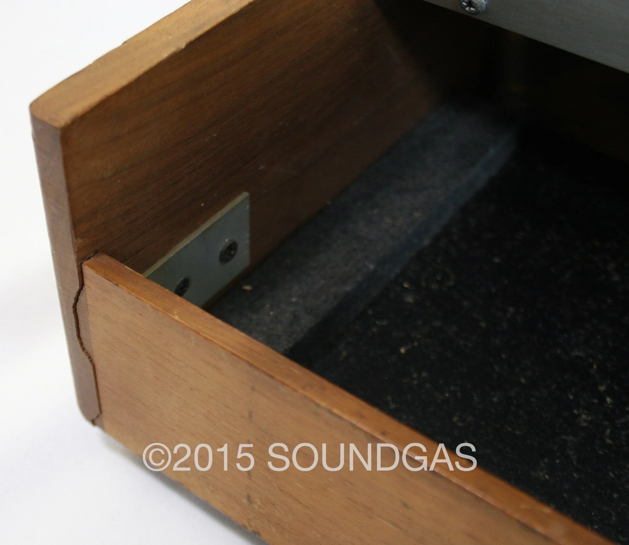 MOOG MUSIC MINIMOOG MODEL D - muSonics spec - Image 19