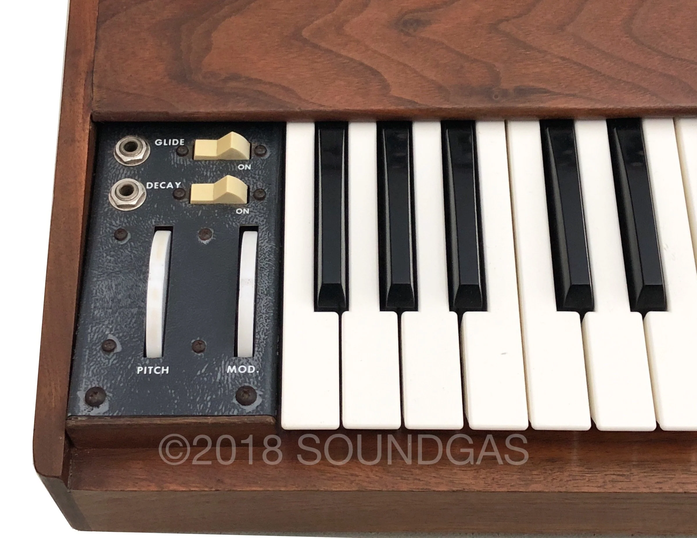 Moog Minimoog Model D - 1972 - Image 4