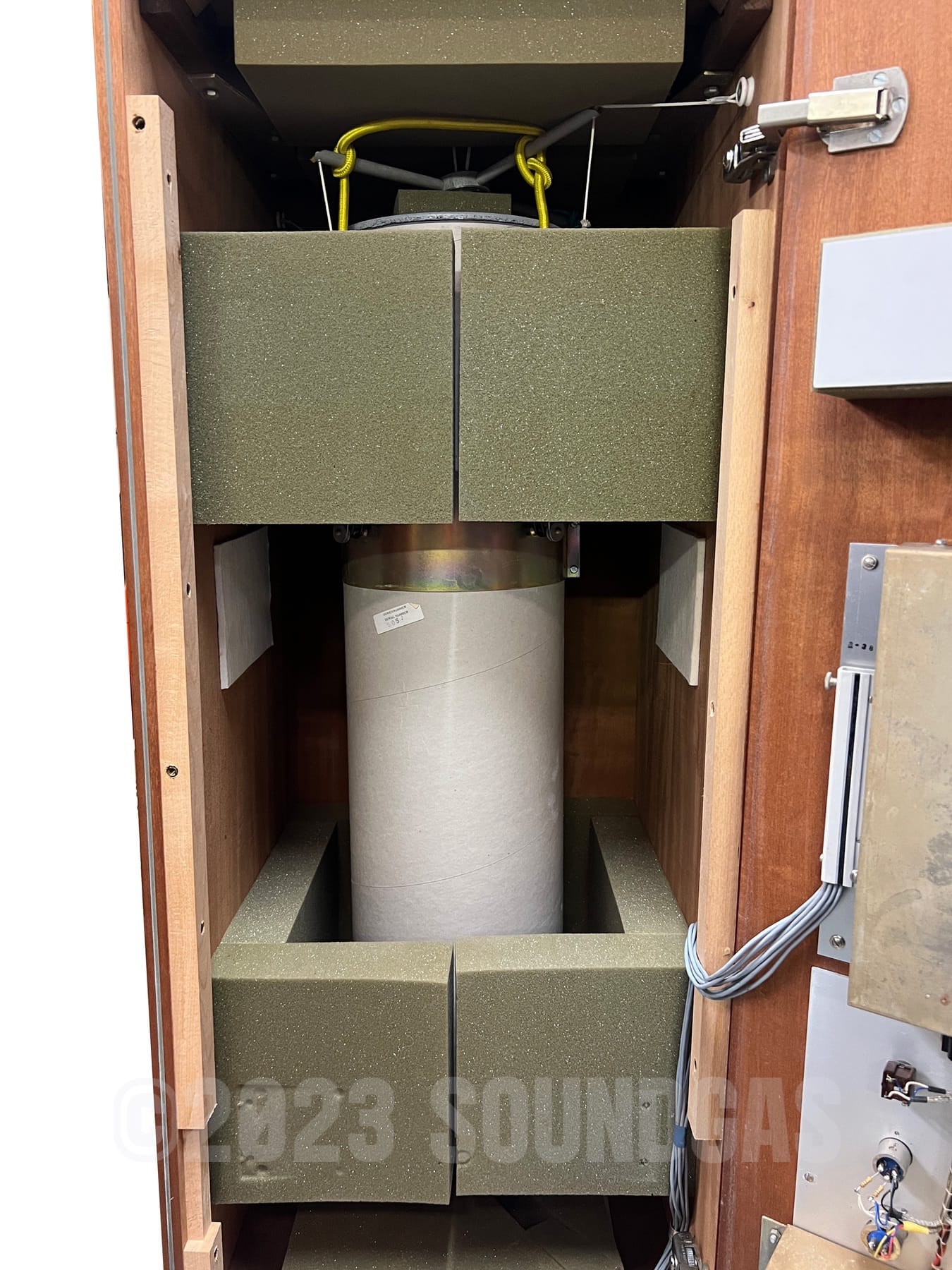 AKG BX 20E & Remote - Image 11