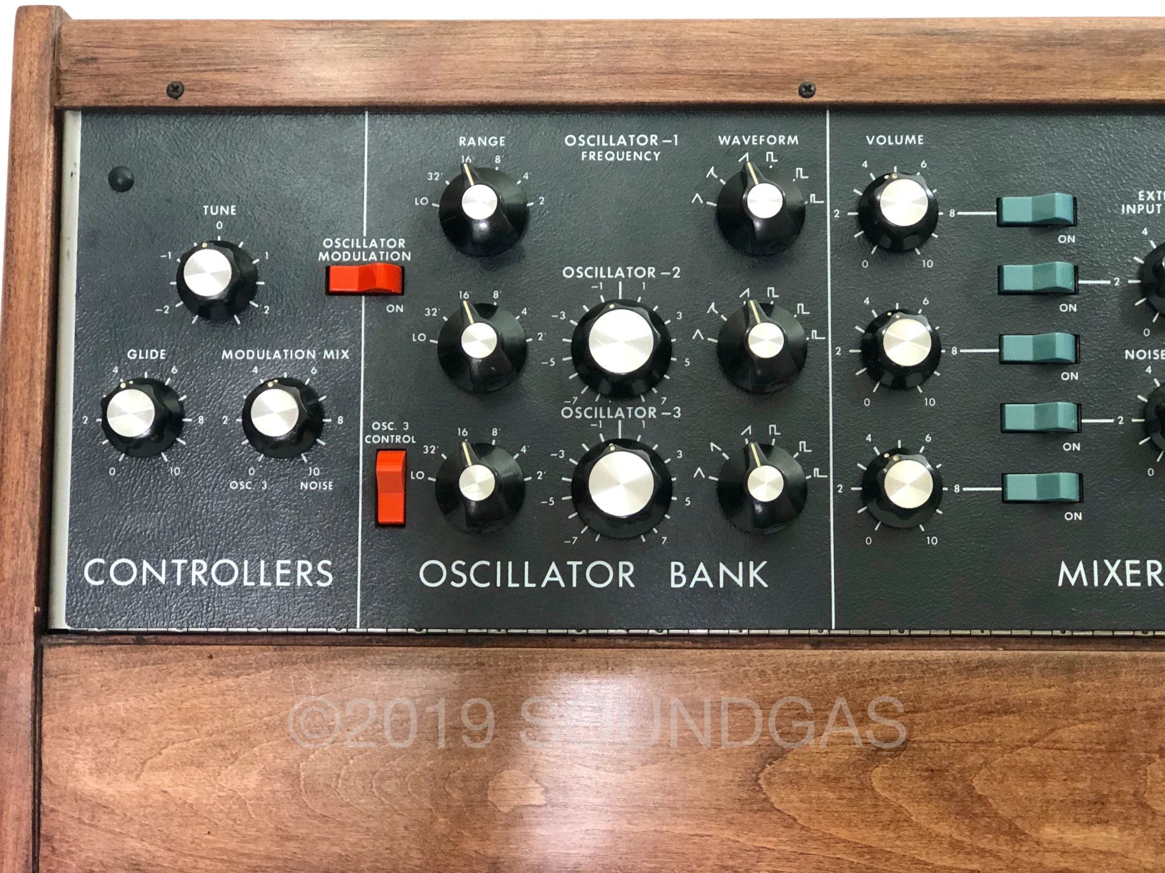 Moog c1974 Minimoog Model D - Image 12