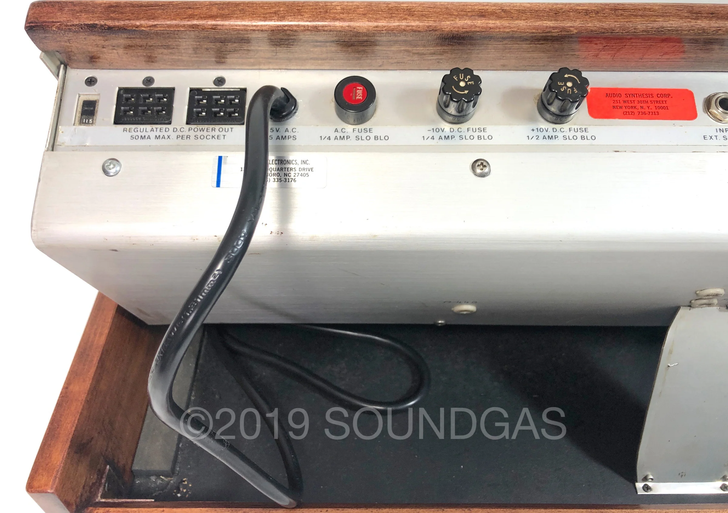 Moog c1974 Minimoog Model D - Image 9