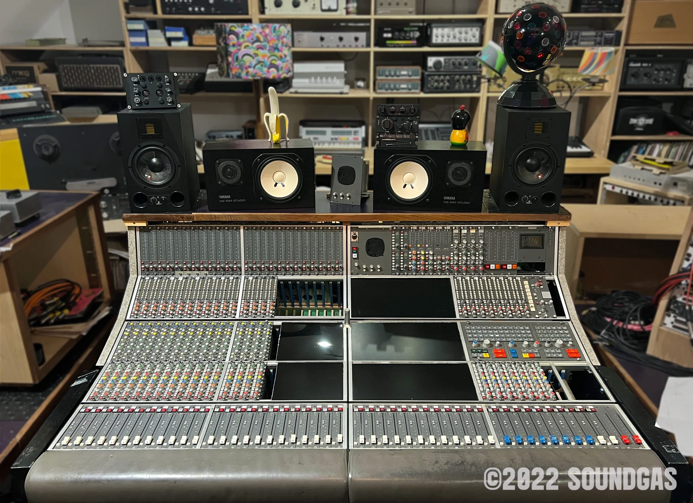 Calrec Q Series 36 Stereo Channel Console & Patchbay - Image 16