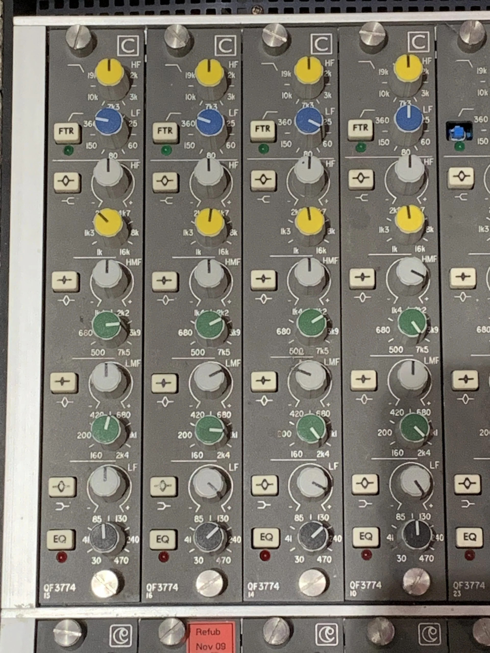 Calrec Q Series 36 Stereo Channel Console & Patchbay - Image 17