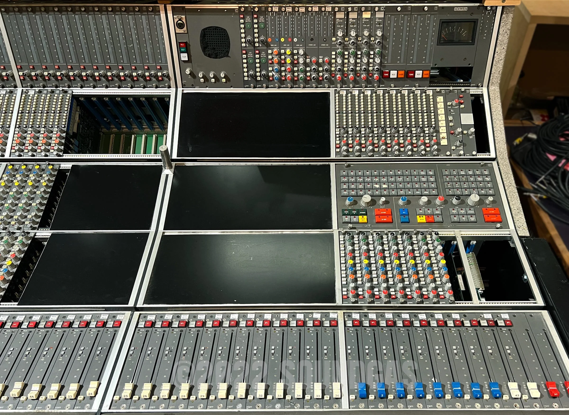 Calrec Q Series 36 Stereo Channel Console & Patchbay - Image 6