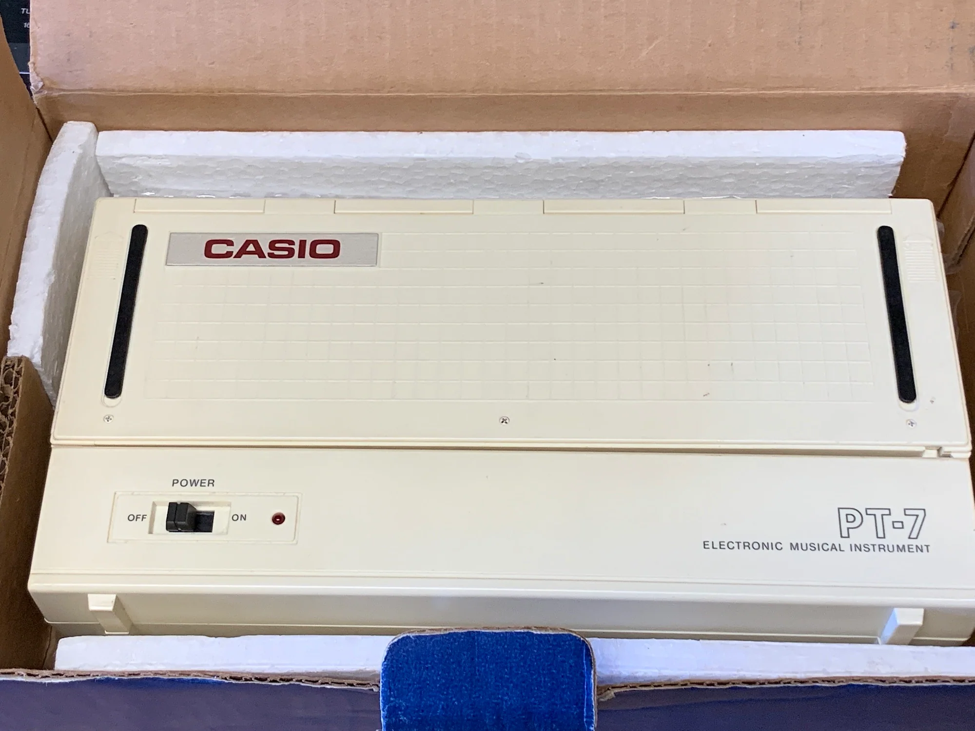 Casio PT-7 Pocket Synthesizer (Boxed) - Image 6