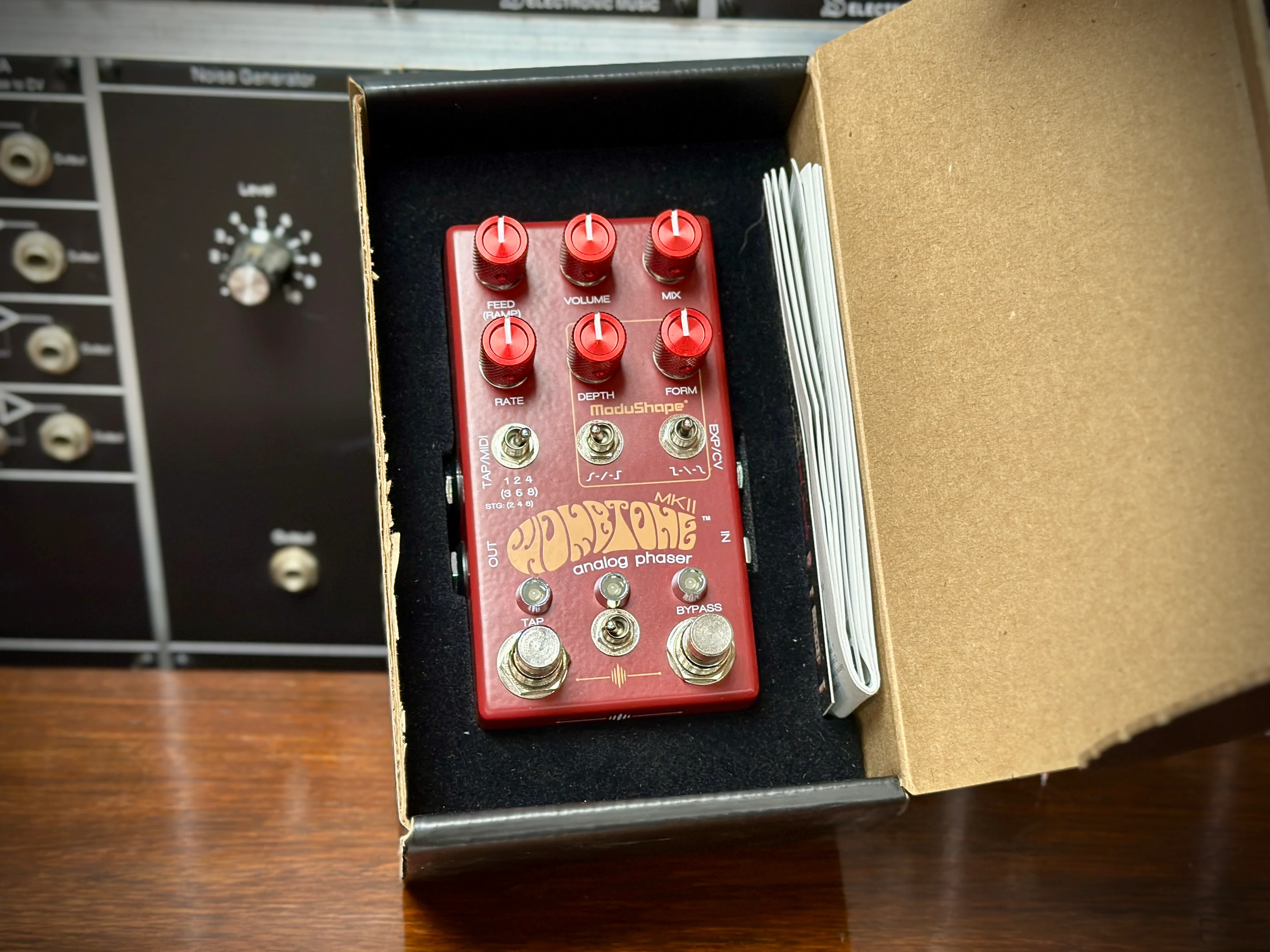 Chase Bliss Audio Wombtone MKII Analogue Phaser For Sale - Serial 01234 - Image 2