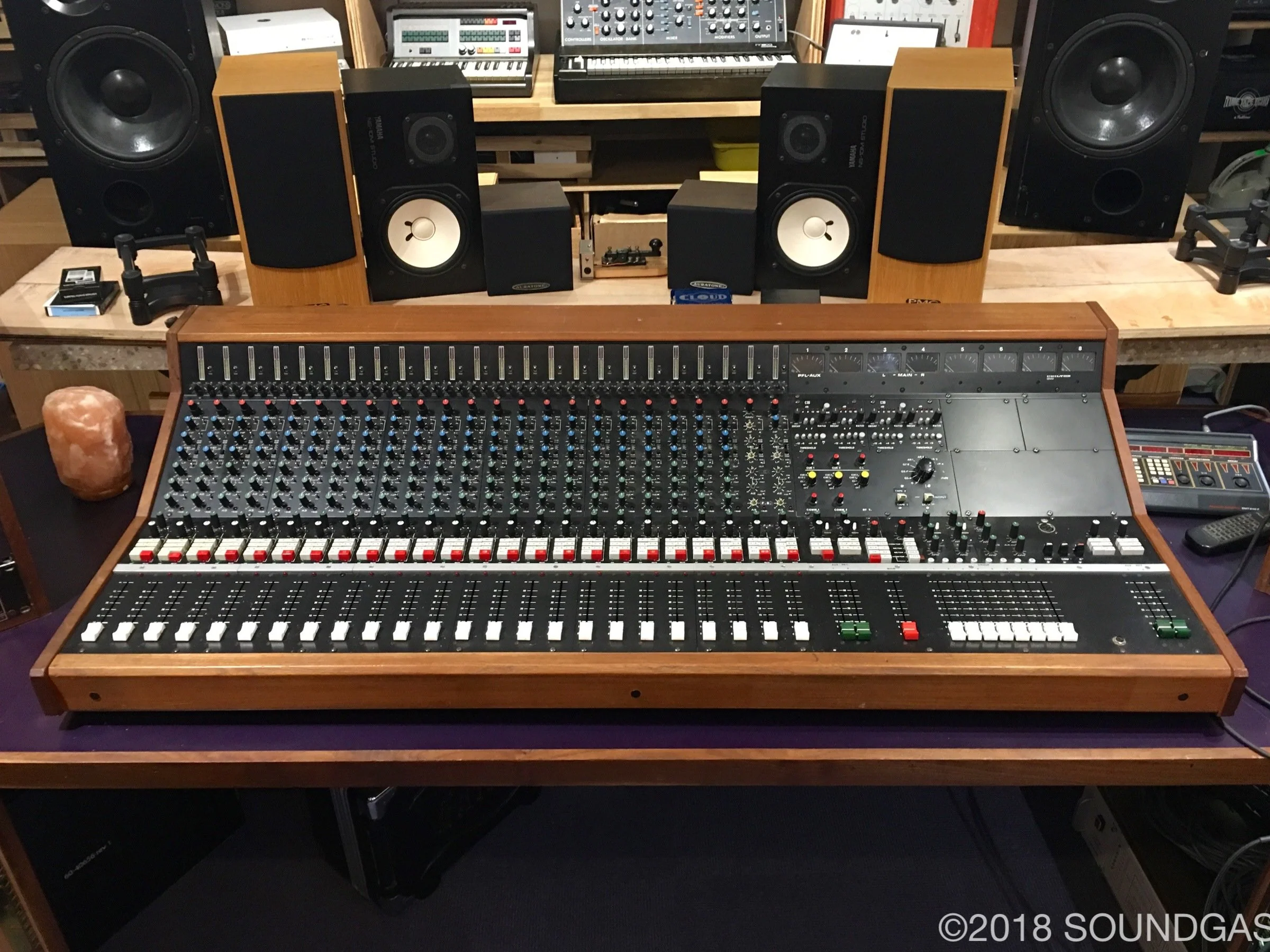 Chilton QM3 - 24-8-2 Mixing console - ex-BBC - Image 2
