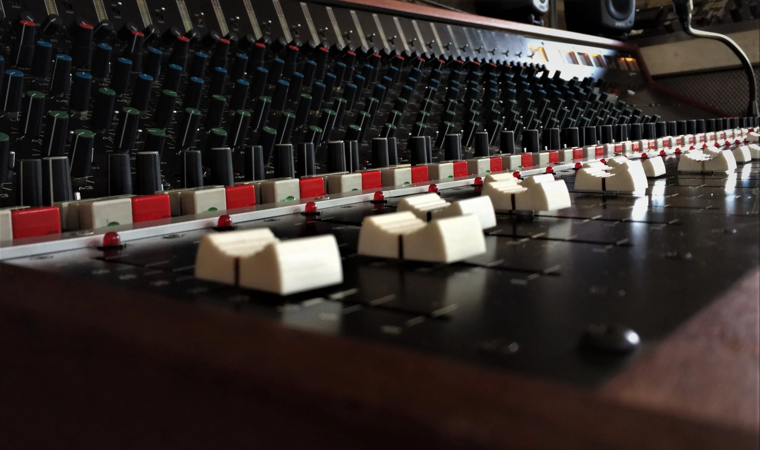 Chilton QM3 - ex-BBC console - Image 13