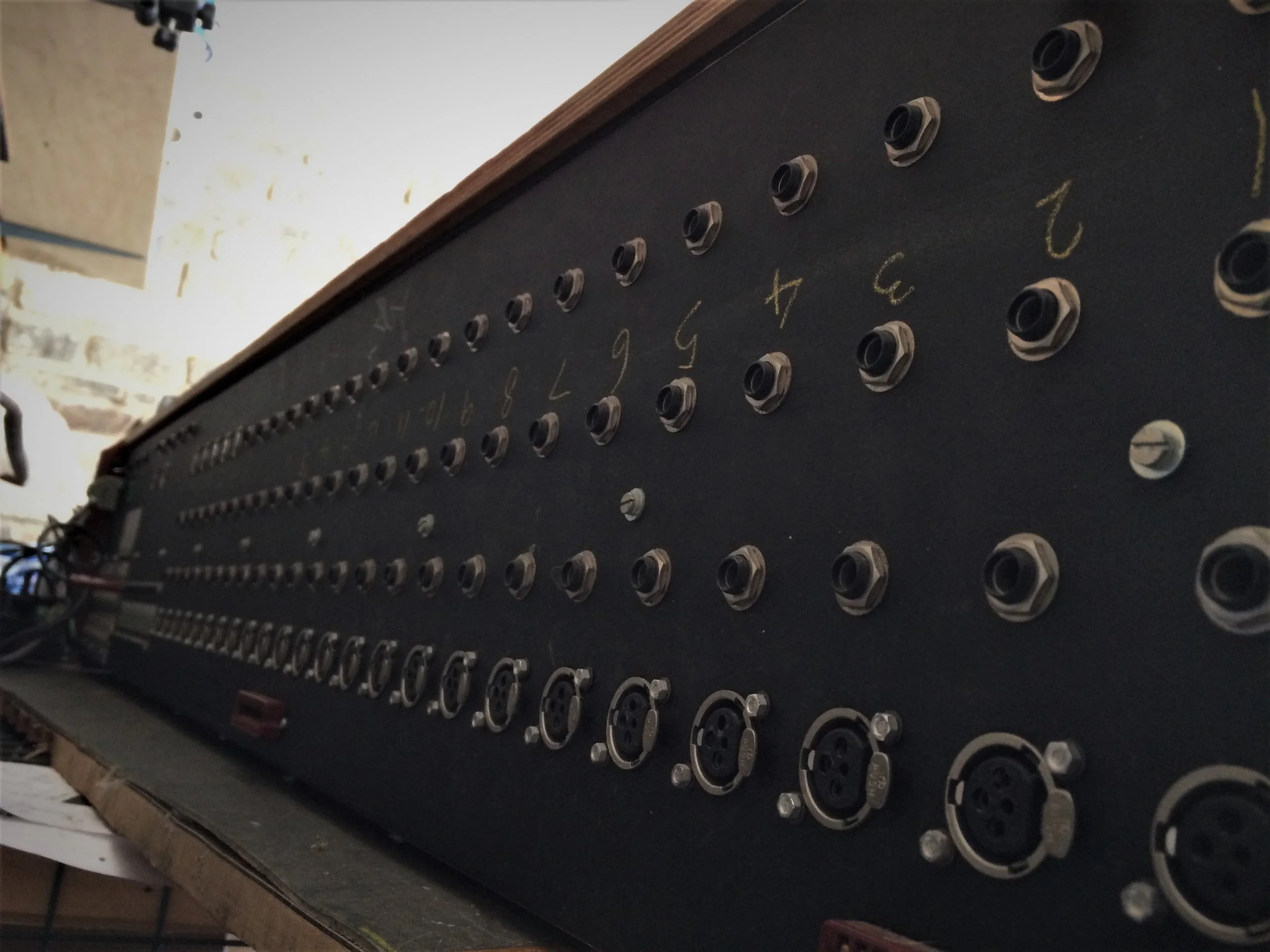 Chilton QM3 - ex-BBC console - Image 17