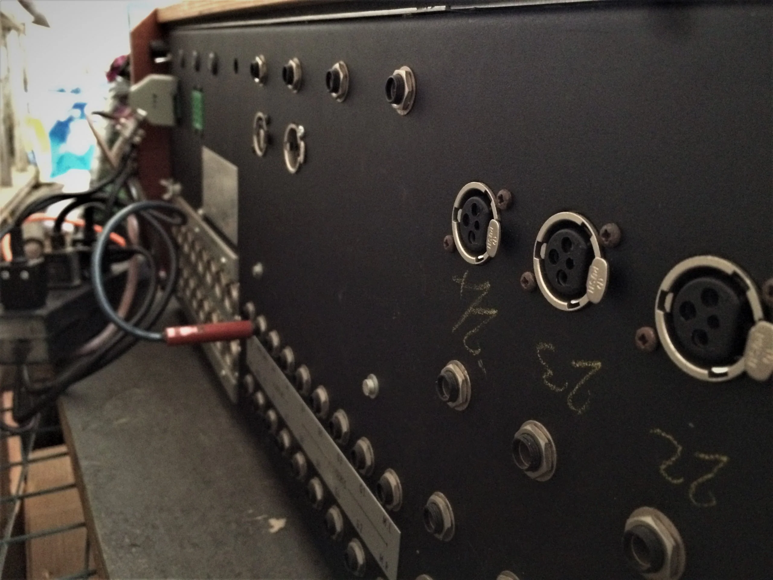 Chilton QM3 - ex-BBC console - Image 18