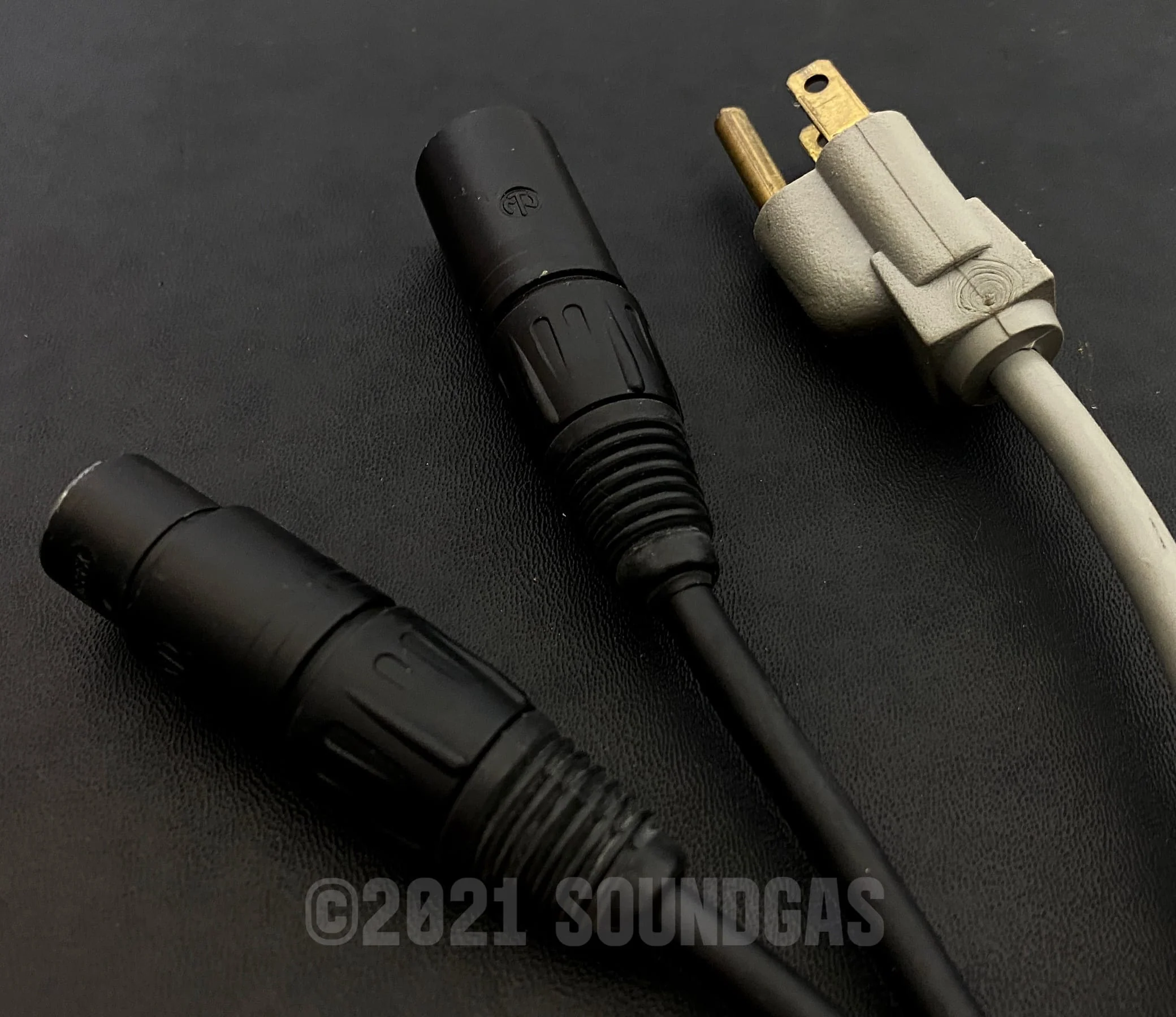 DBX Model 165A - Image 7