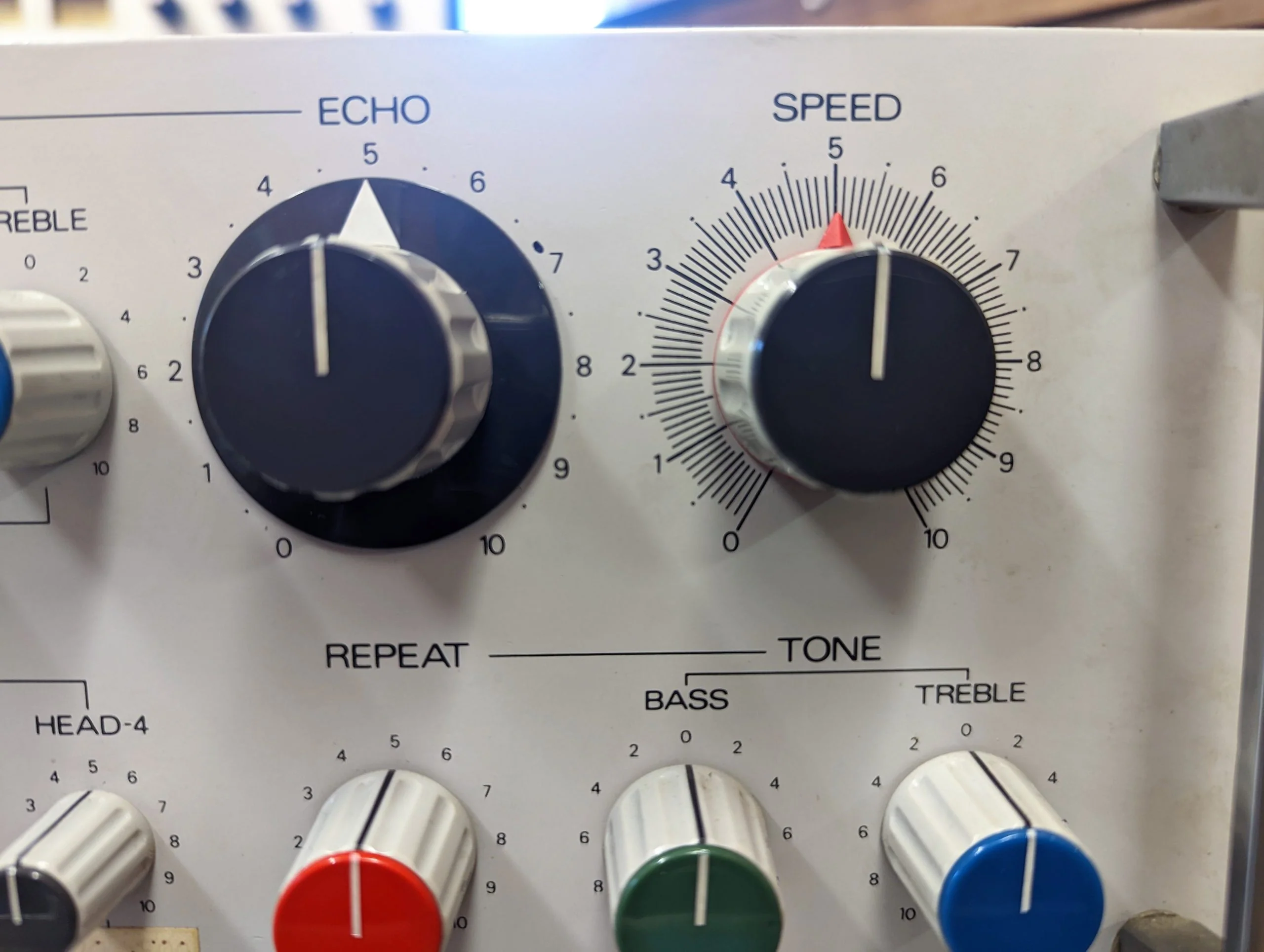 Denon DIC EM-2000 1/2" Tape Echo - Image 11