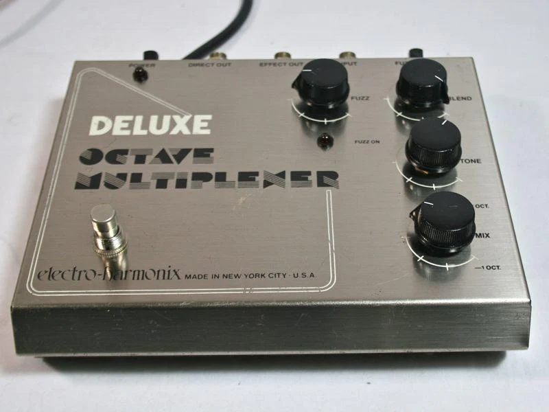 ELECTRO HARMONIX DELUXE OCTAVE MULTIPLEXER - Image 7