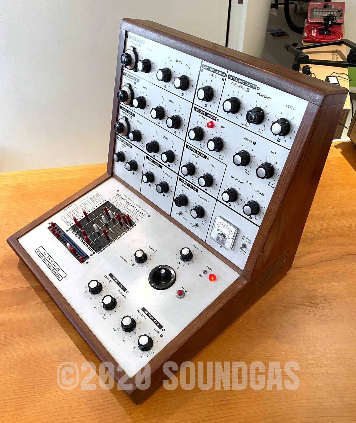 EMS VCS-3 II & DK-1 Keyboard - Image 3