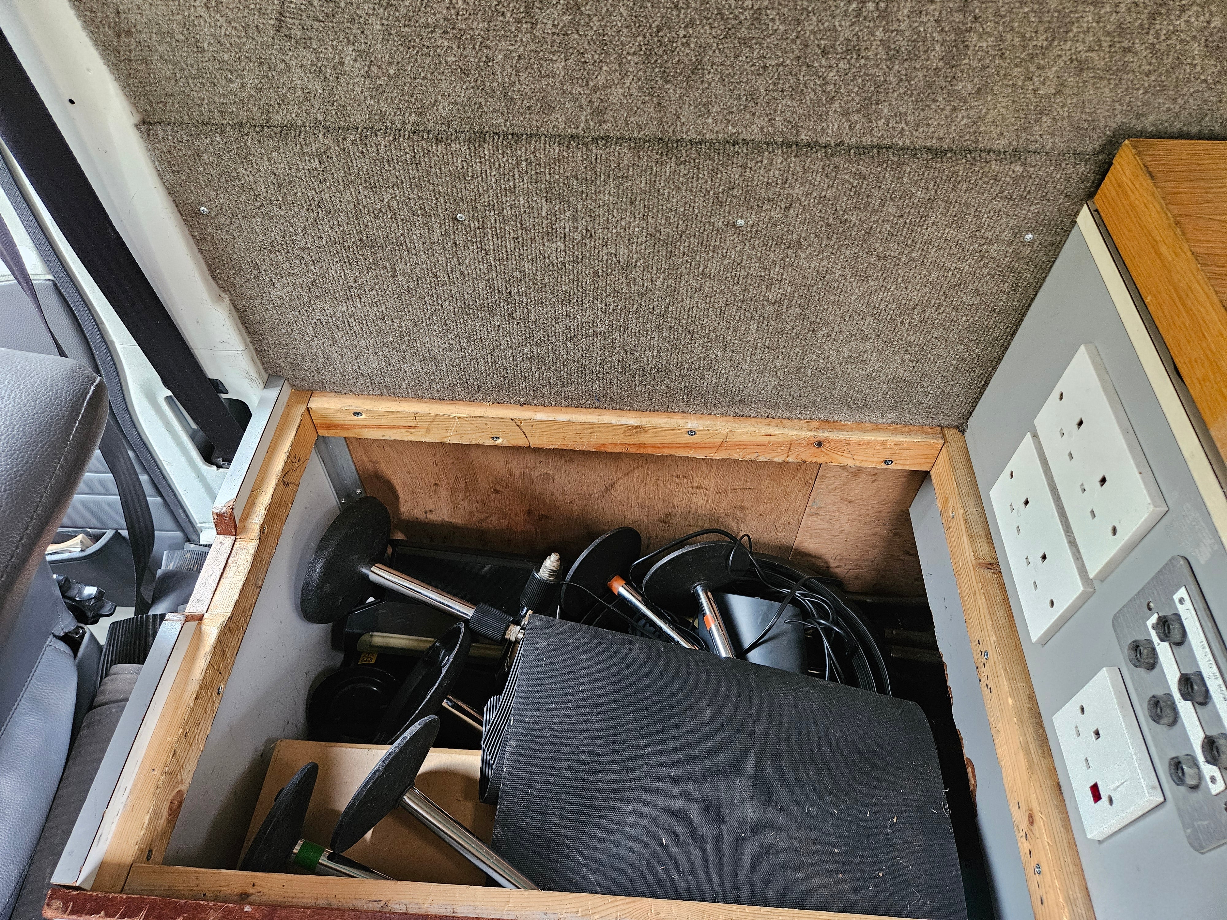 Ex BBC Ford Transit 88 Outside Broadcast / Mobile Studio - Image 26