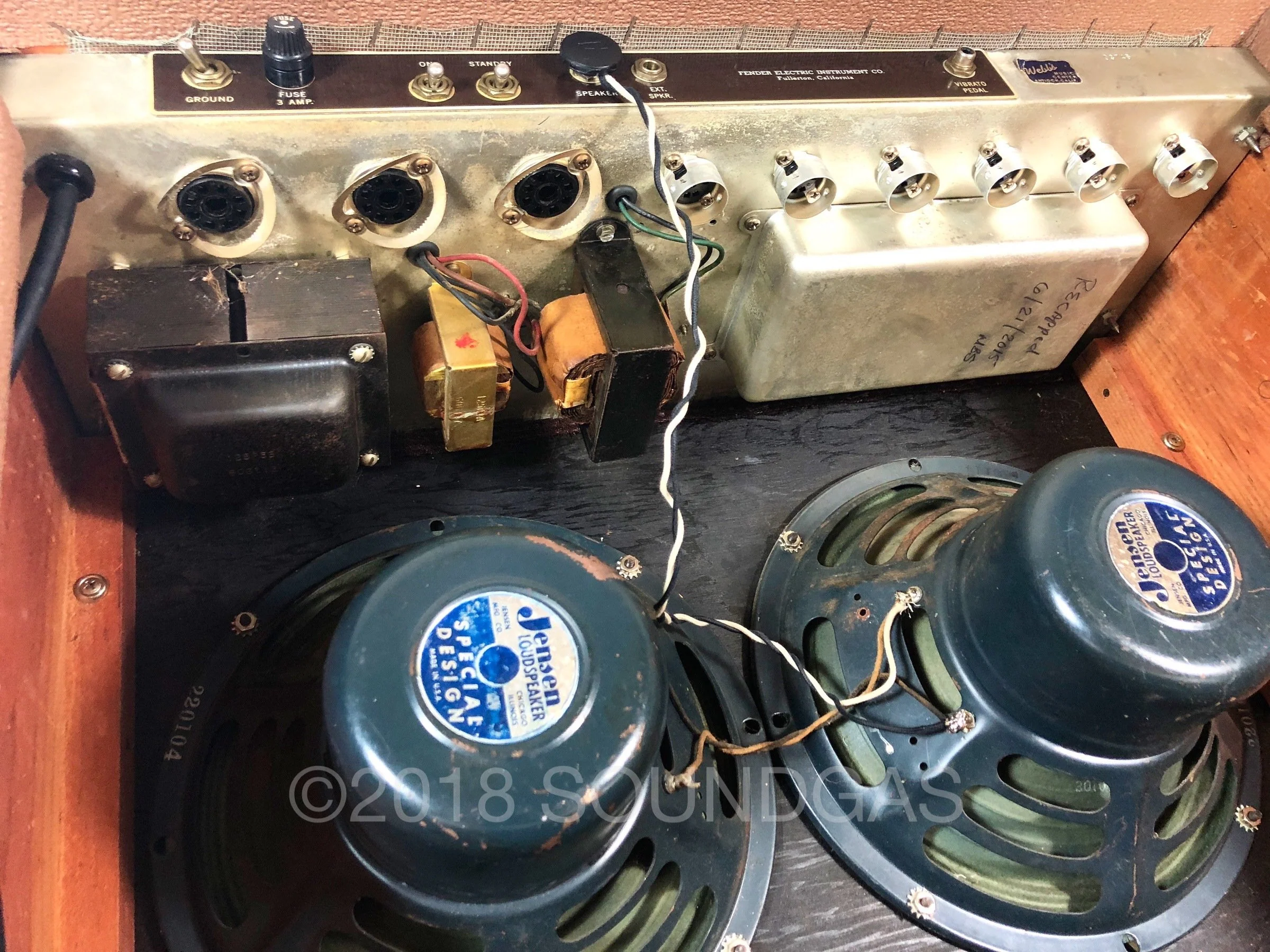 Fender Super Amp Model 6G4 - 1961 - Image 9