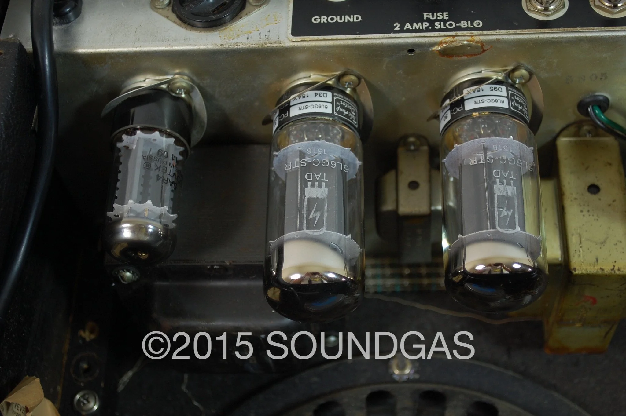 FENDER VIBROLUX REVERB AMP (Blackfaced) - Image 7