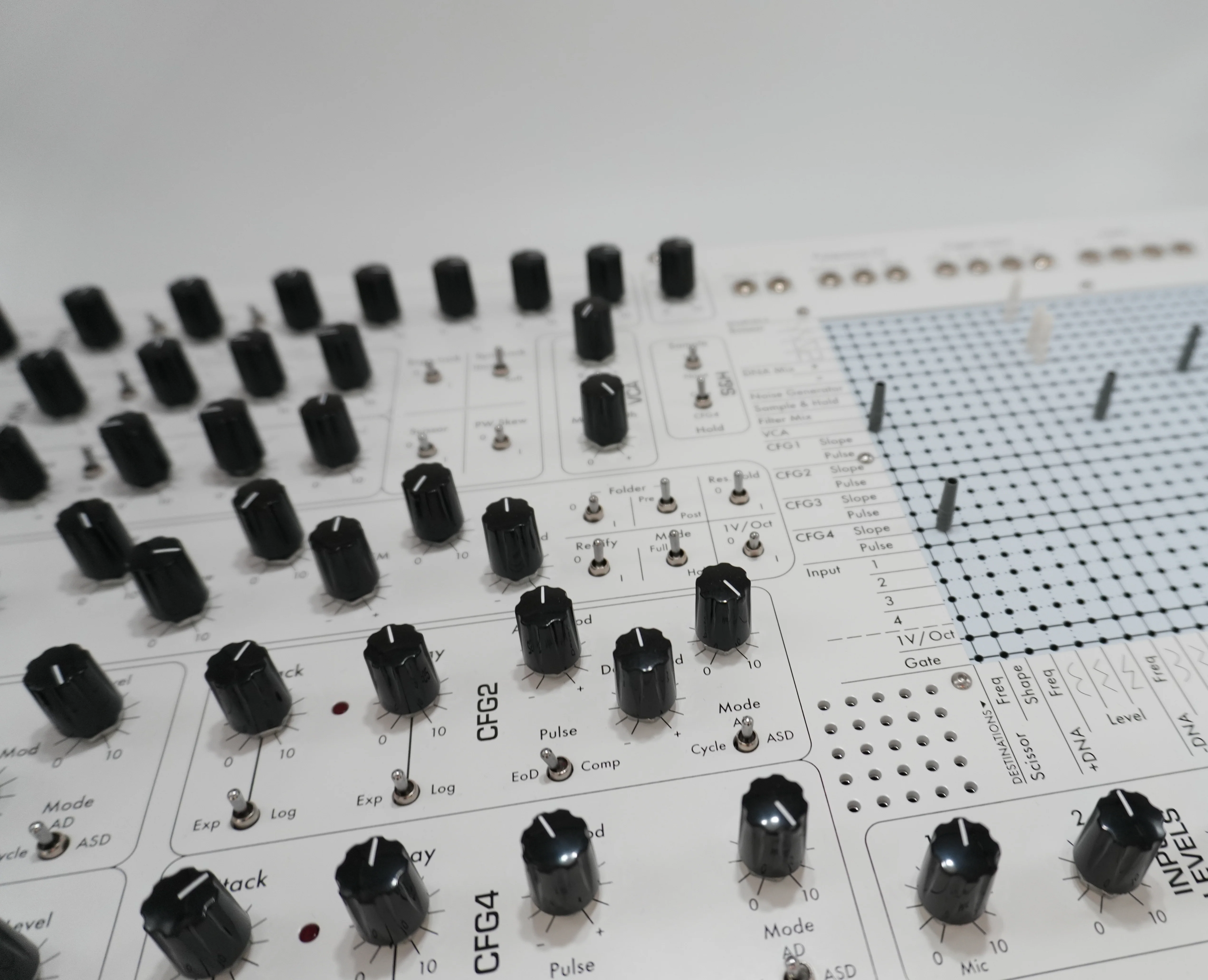 Future Sound Systems Cric Synthesizer - Greyscale Limited Edition - PREORDER - Image 9