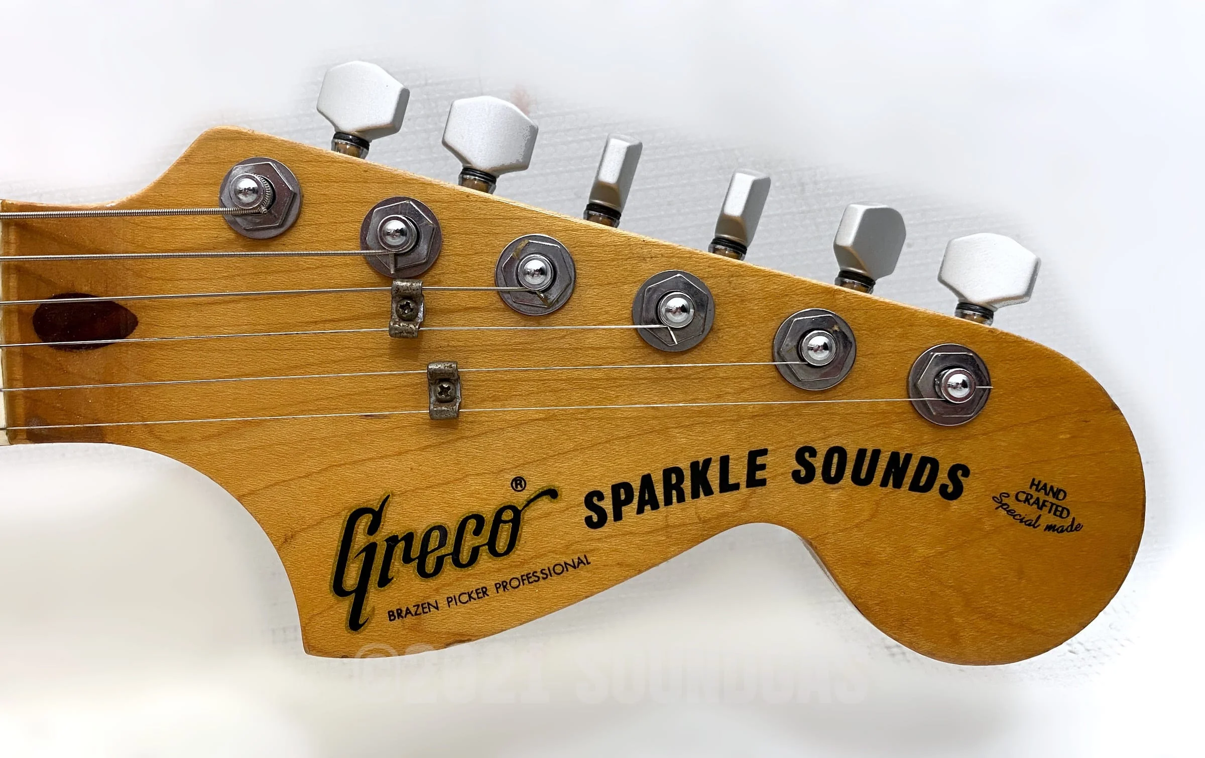 Greco Sparkle Sounds - 1977 Japanese Fender Strat - Image 4