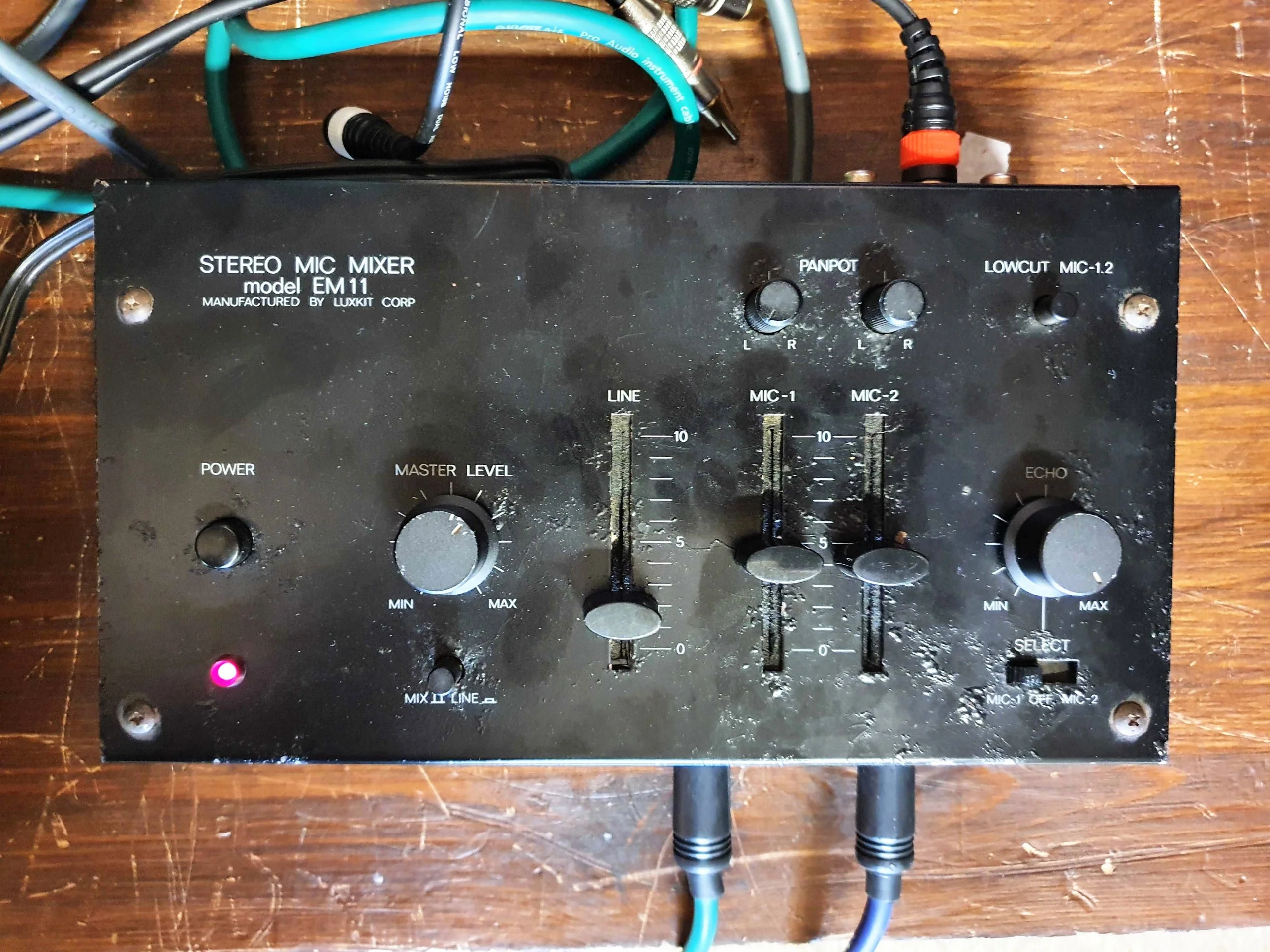 LuxKit EM11 Mic Mixer - MN3001 Reverb/Delay - Image 2
