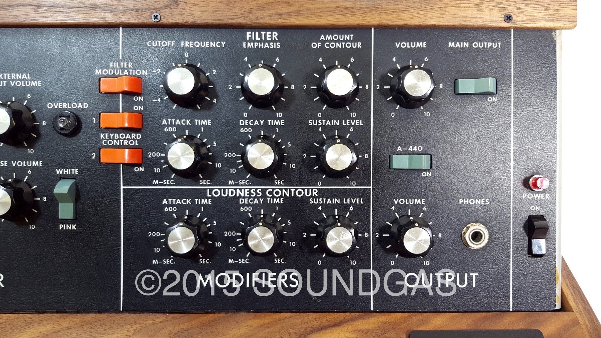 Moog Minimoog Model D (1975) w/ OptoKey Midi - Image 16