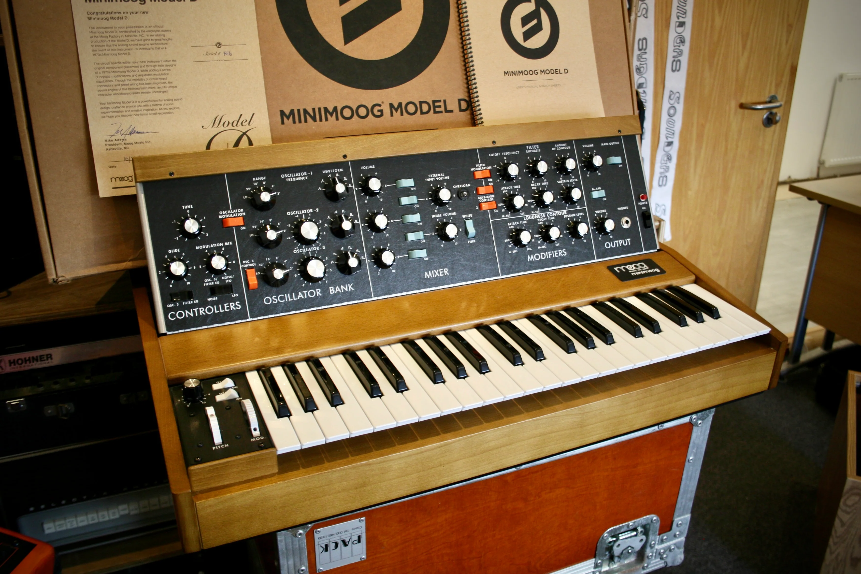 Moog MiniMoog Model D 2016 - Image 18