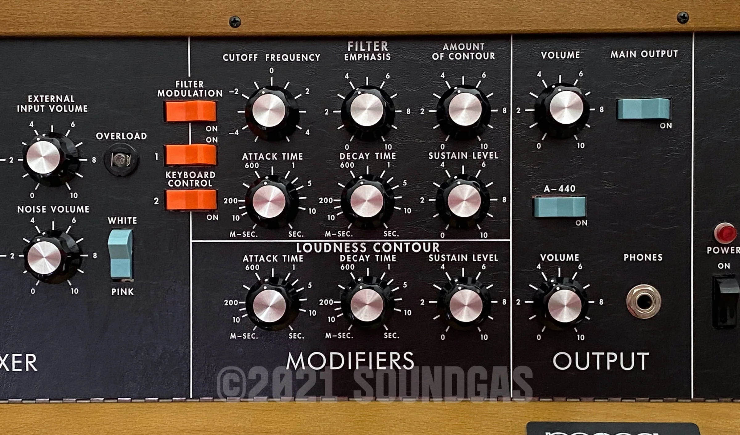 Moog MiniMoog Model D Reissue - Image 9