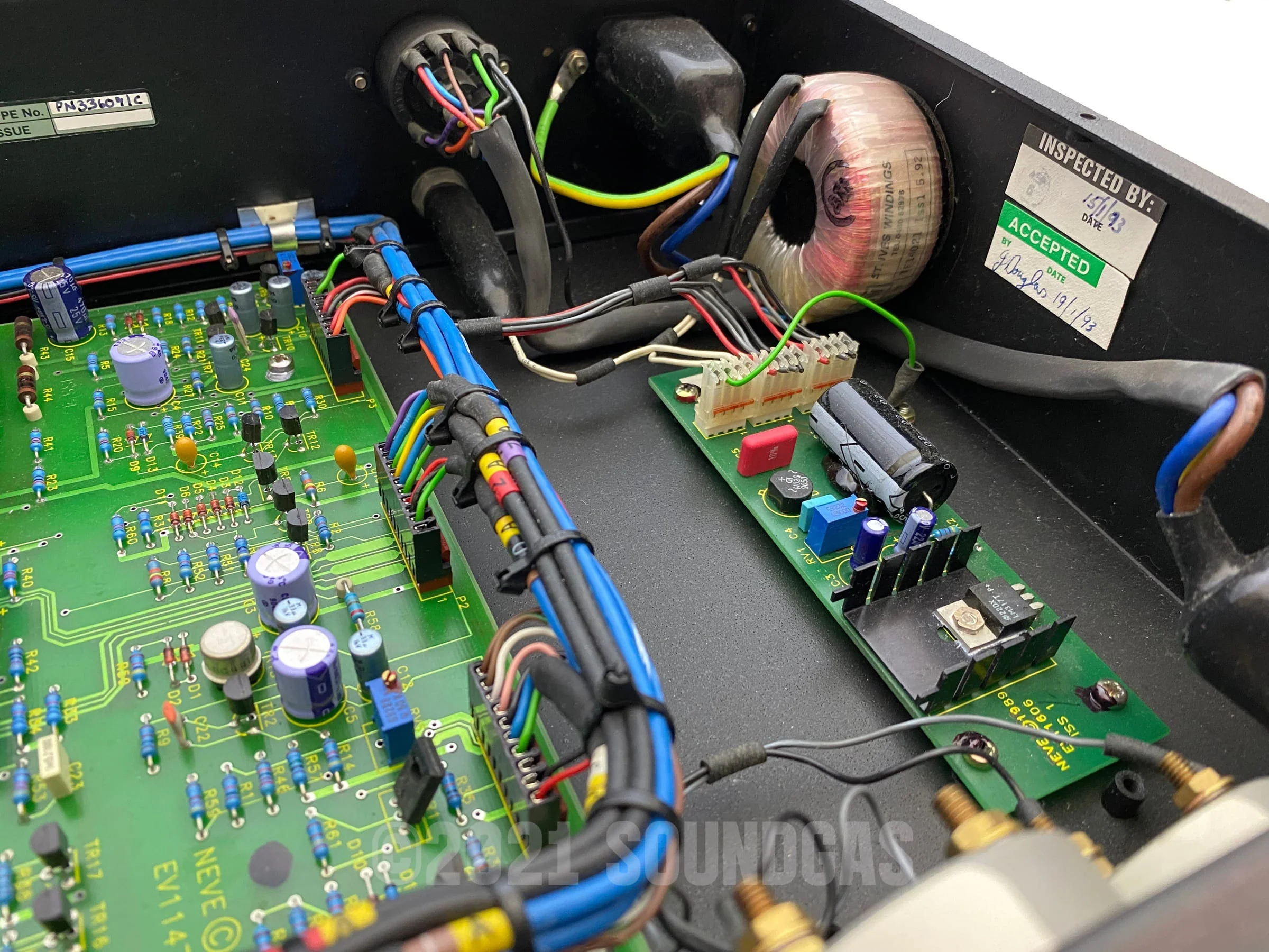 Neve 33609/C - Image 13