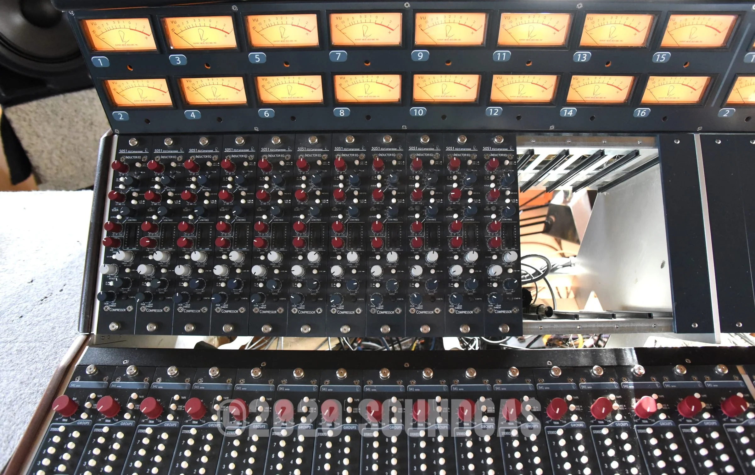Neve 5088 Shelford Console - Image 12