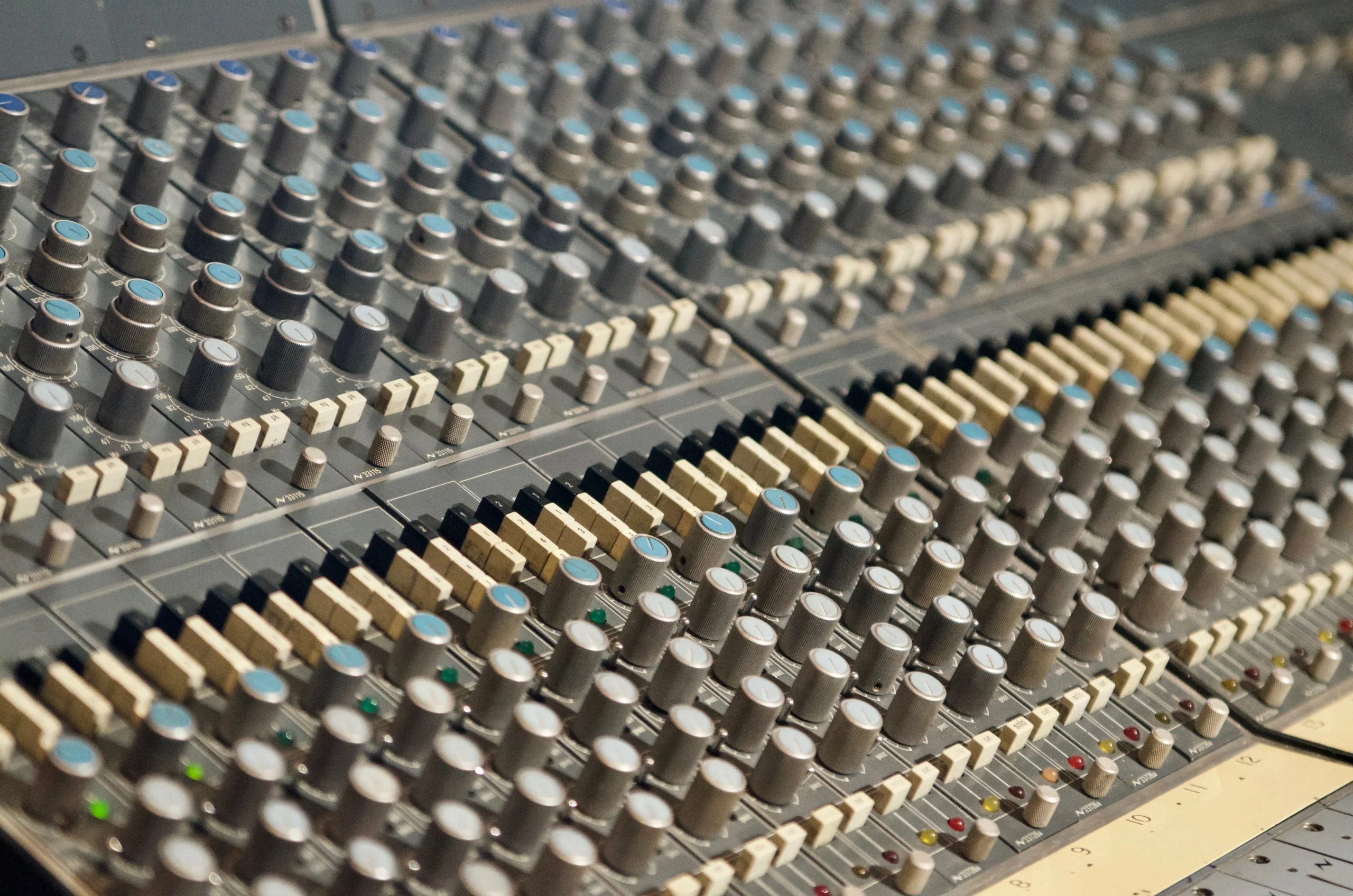 Neve 5315 Console (1977) - Image 11