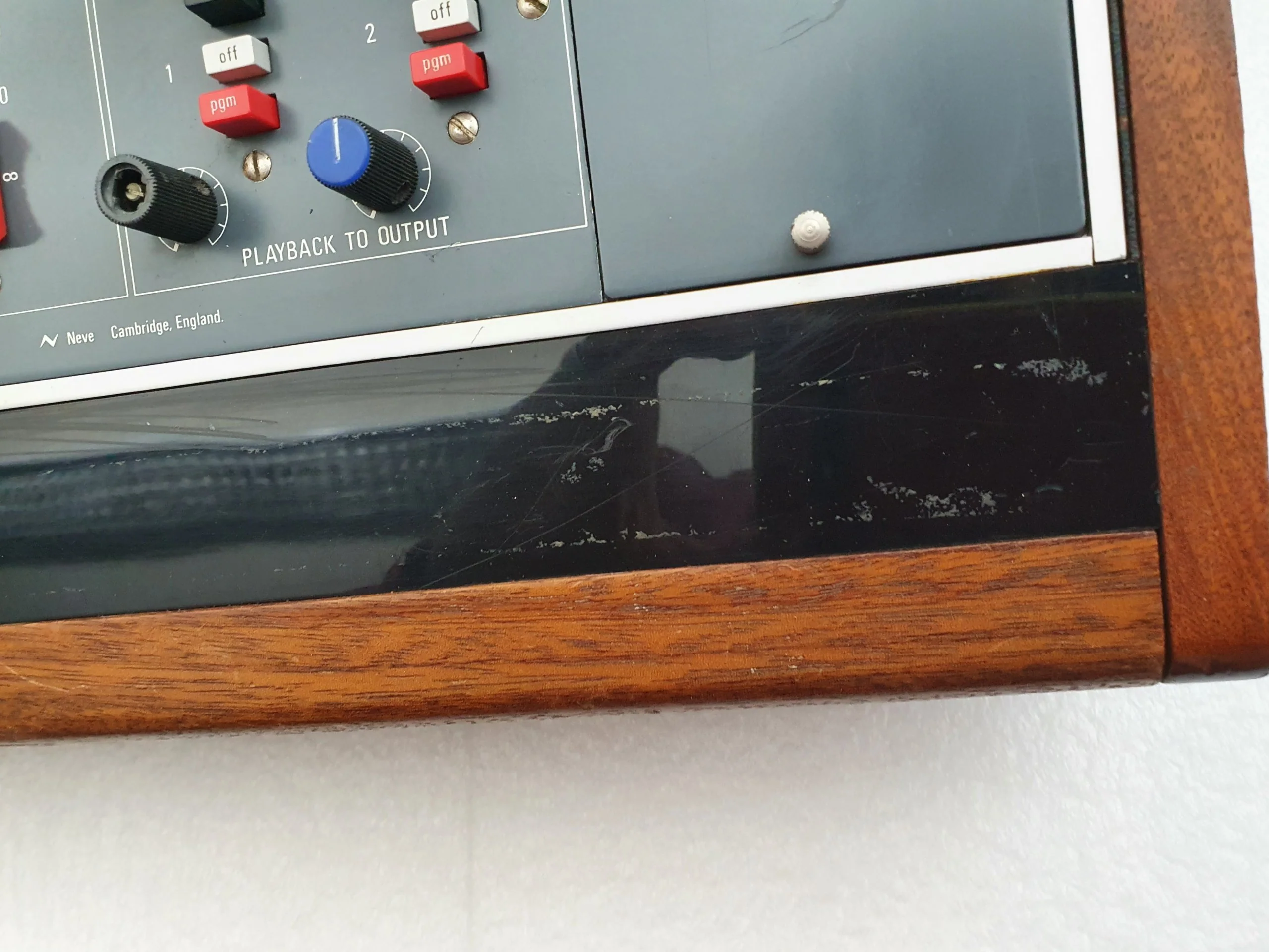 Neve 5442 Desktop Console - Image 9