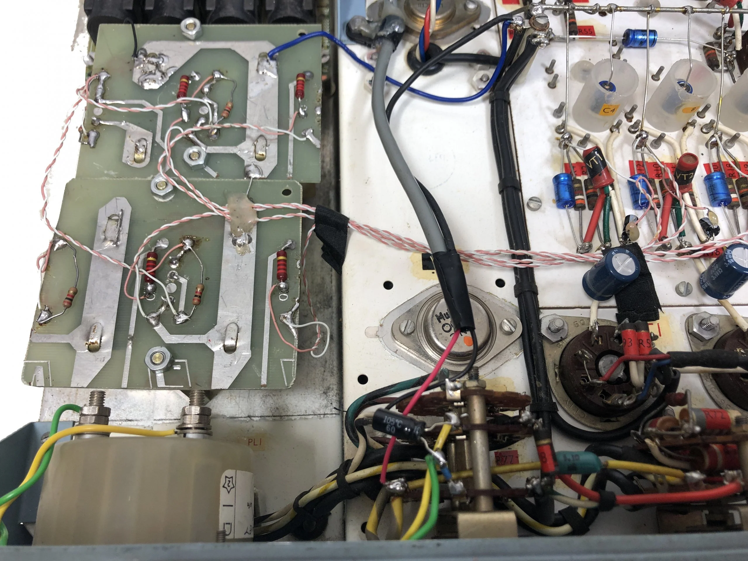 PYE 843 053 Audio Mixing Unit - Image 9