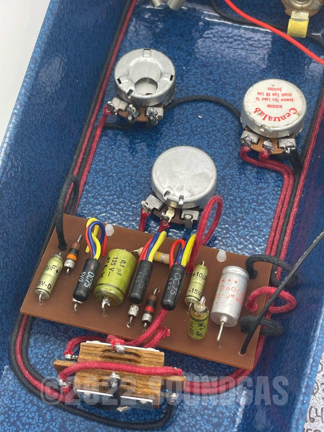 R2R Electric Aged Supa MKII Fuzz 1962 Norelco - Image 14
