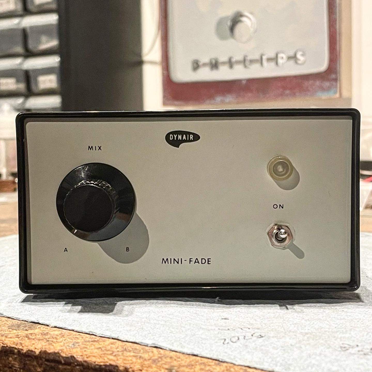 R2R Electric Treble Booster #934 - Image 3