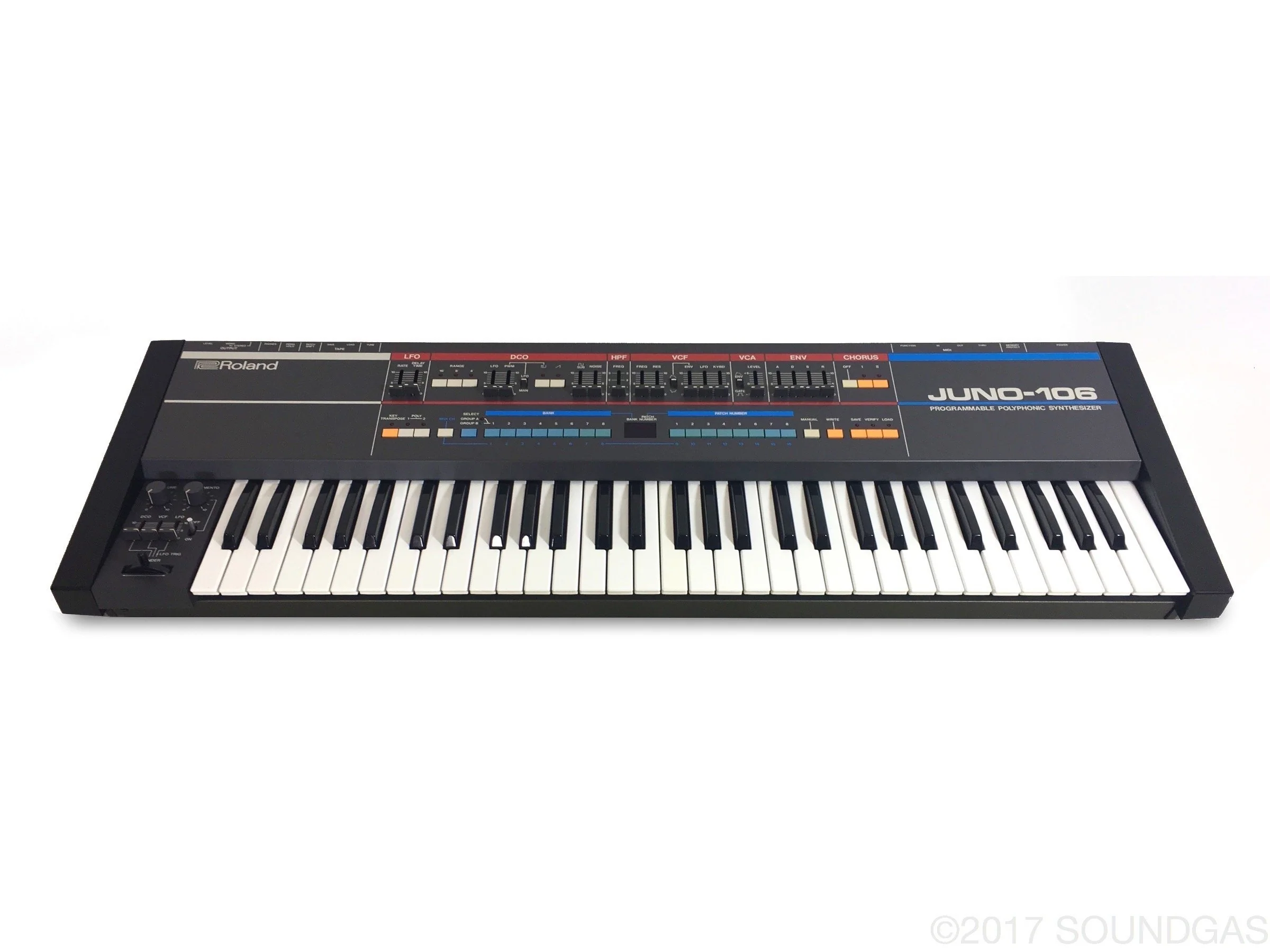 Roland Juno-106 240v