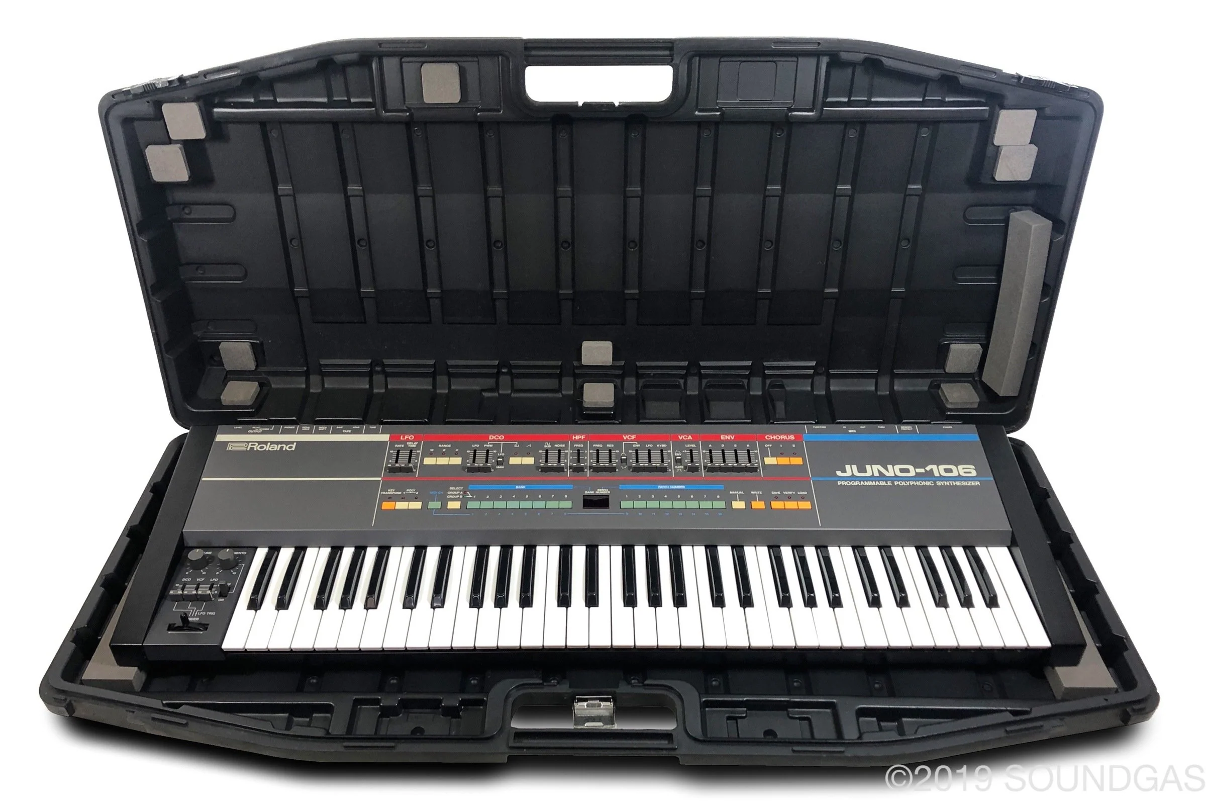Roland Juno-106 + Hard Case - Image 13