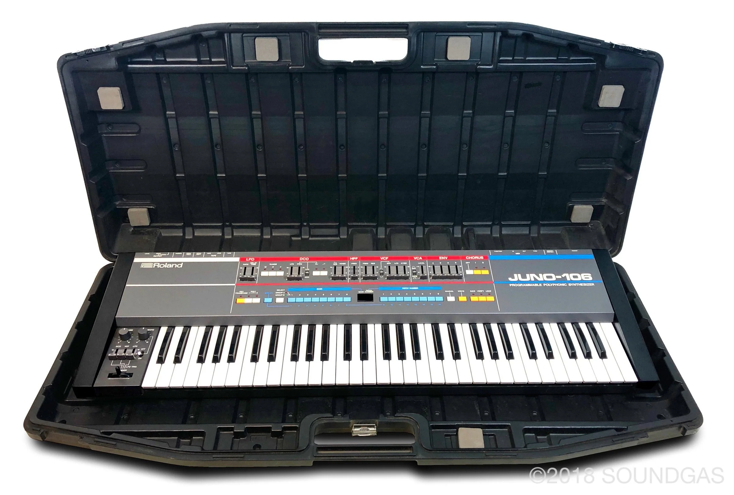 Roland Juno-106 - Near Mint + Hard Case - Image 13