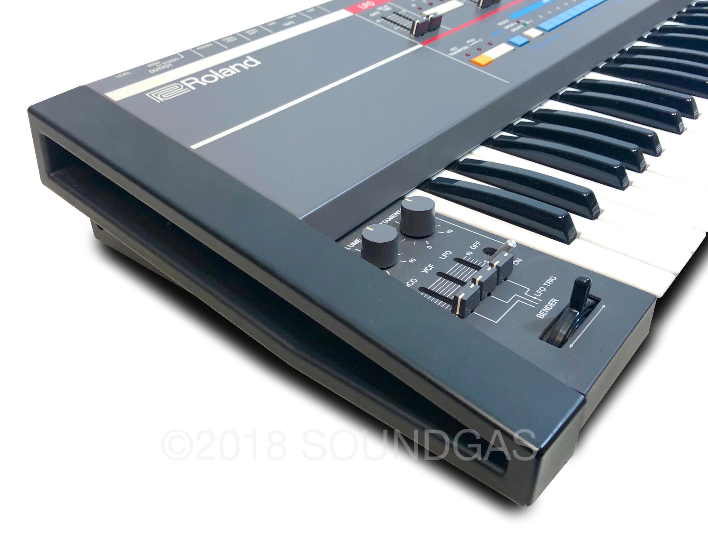 Roland Juno-106 - Near Mint + Hard Case - Image 7