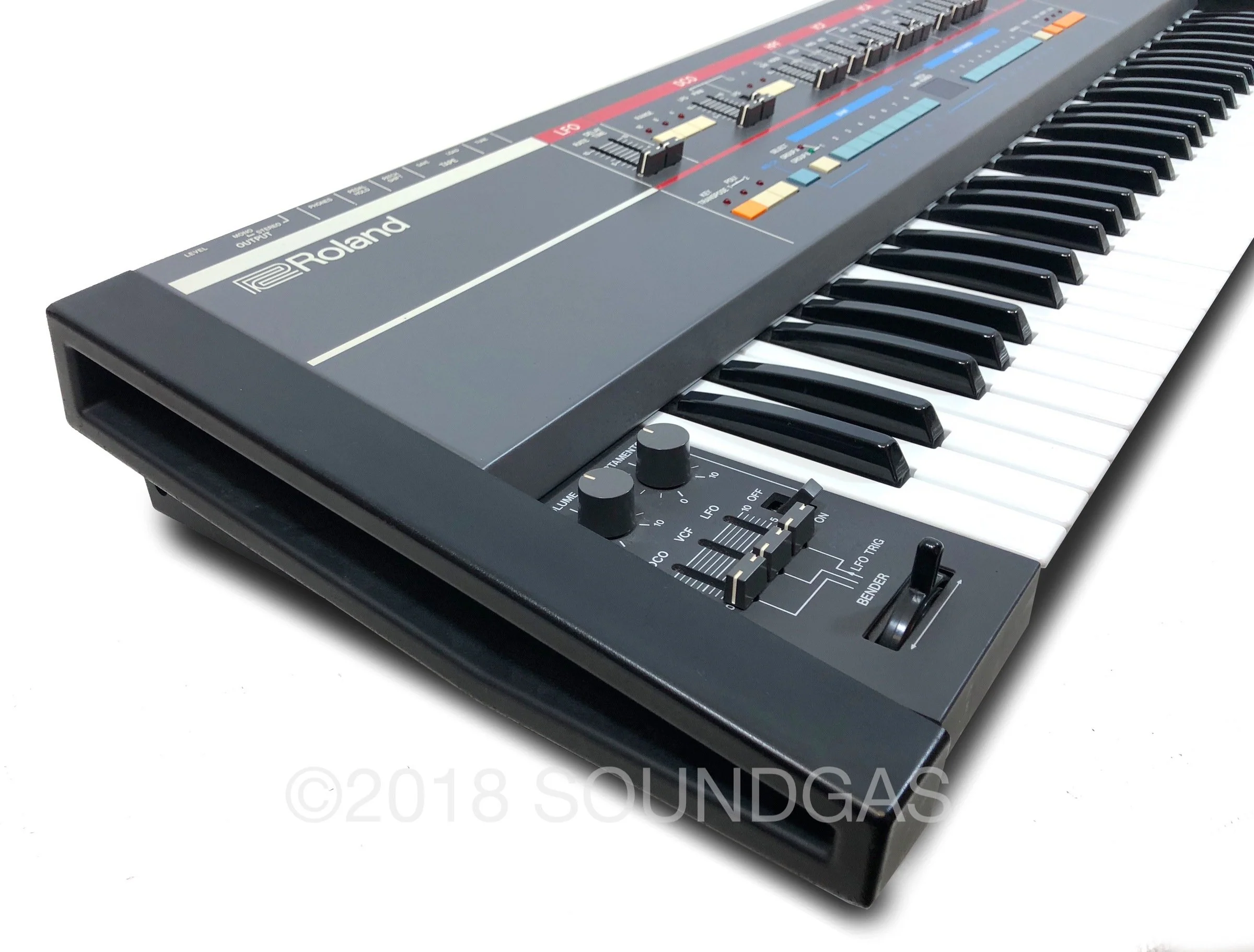 Roland Juno-106 - Image 6