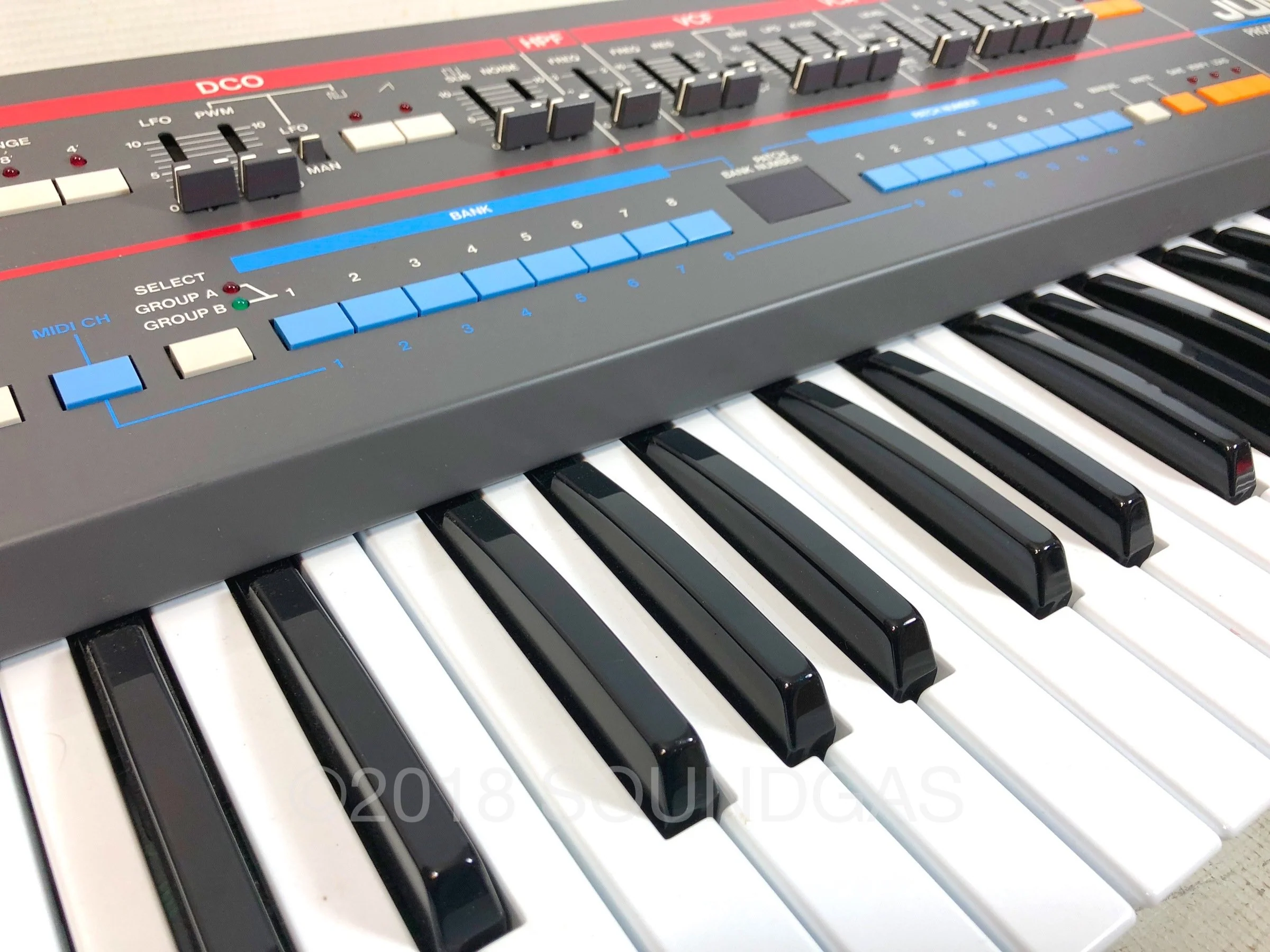 Roland Juno-106 - Image 2