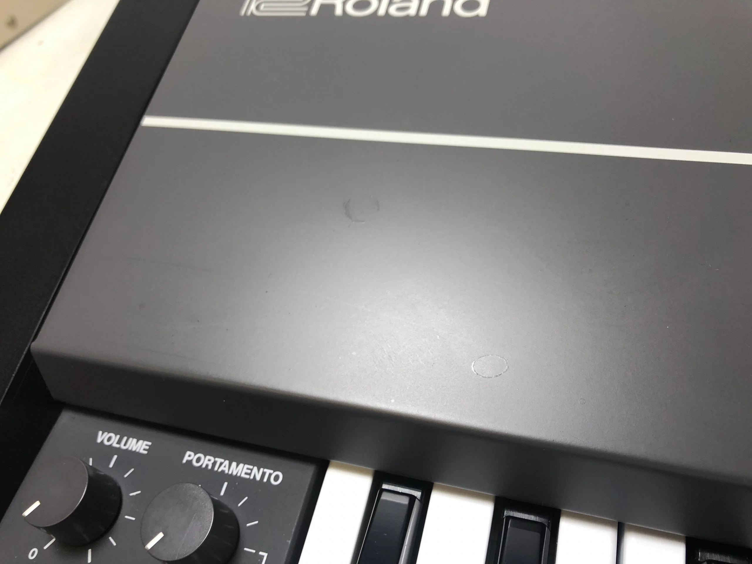 Roland Juno-106 - Near Mint + Hard Case - Image 12