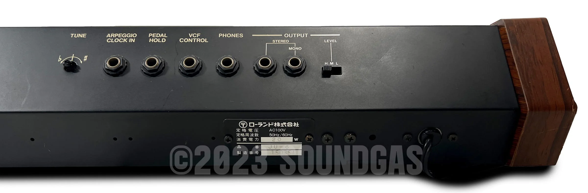 Roland Juno-6 - Image 10
