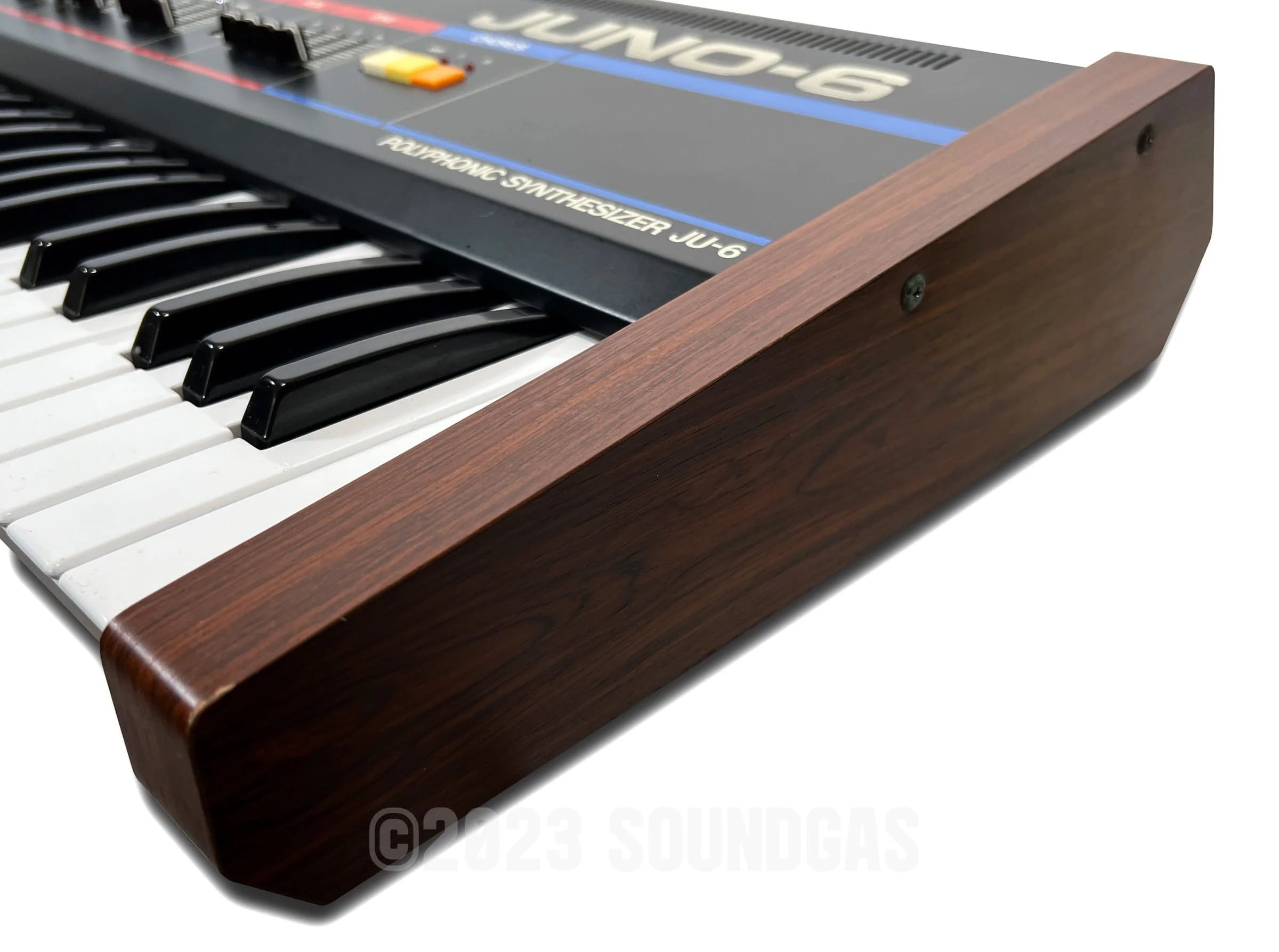 Roland Juno-6 - Image 7