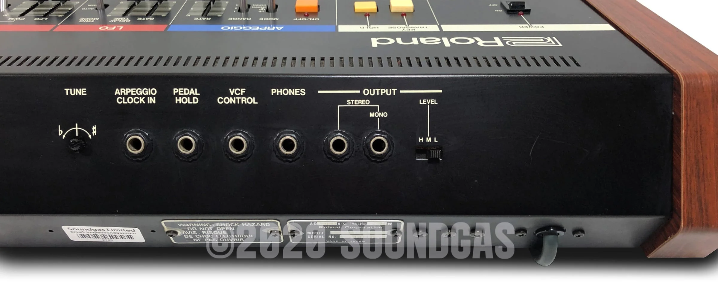Roland Juno-6 - Image 10