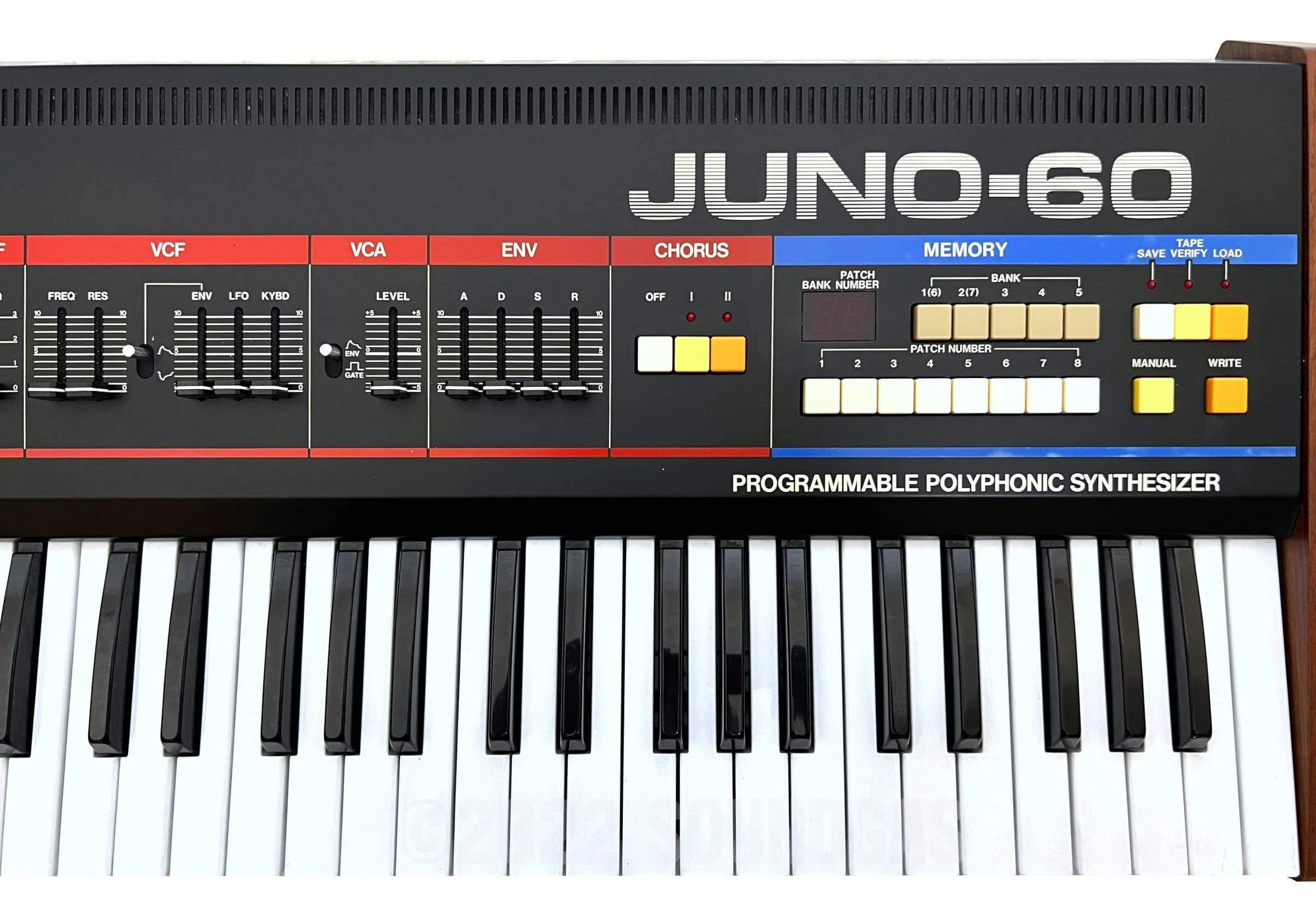 Roland Juno-60 - Image 9