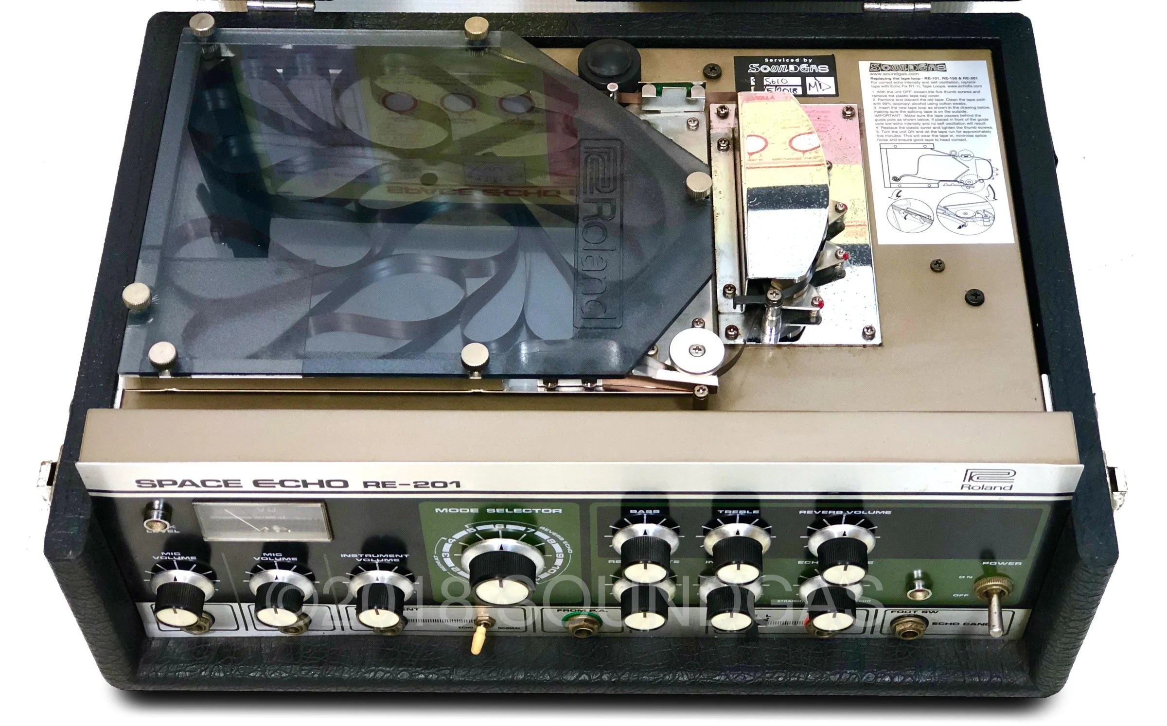 Roland RE-201 Space Echo - 240v - Image 8