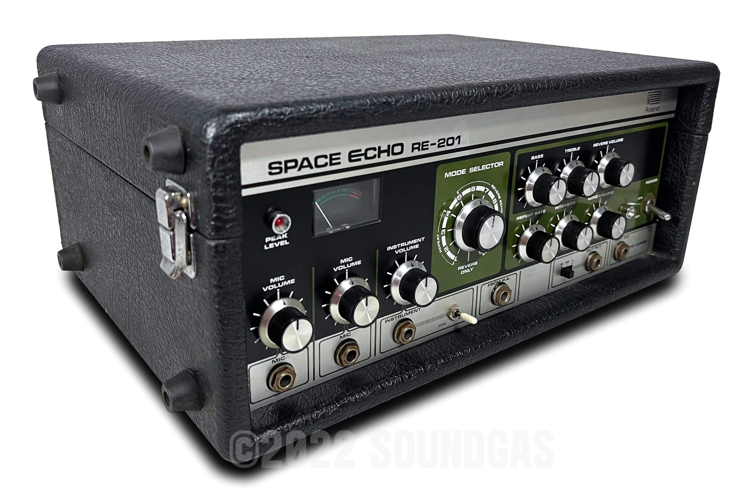 Roland RE-201 Space Echo, Early Preamp Mod - Image 4
