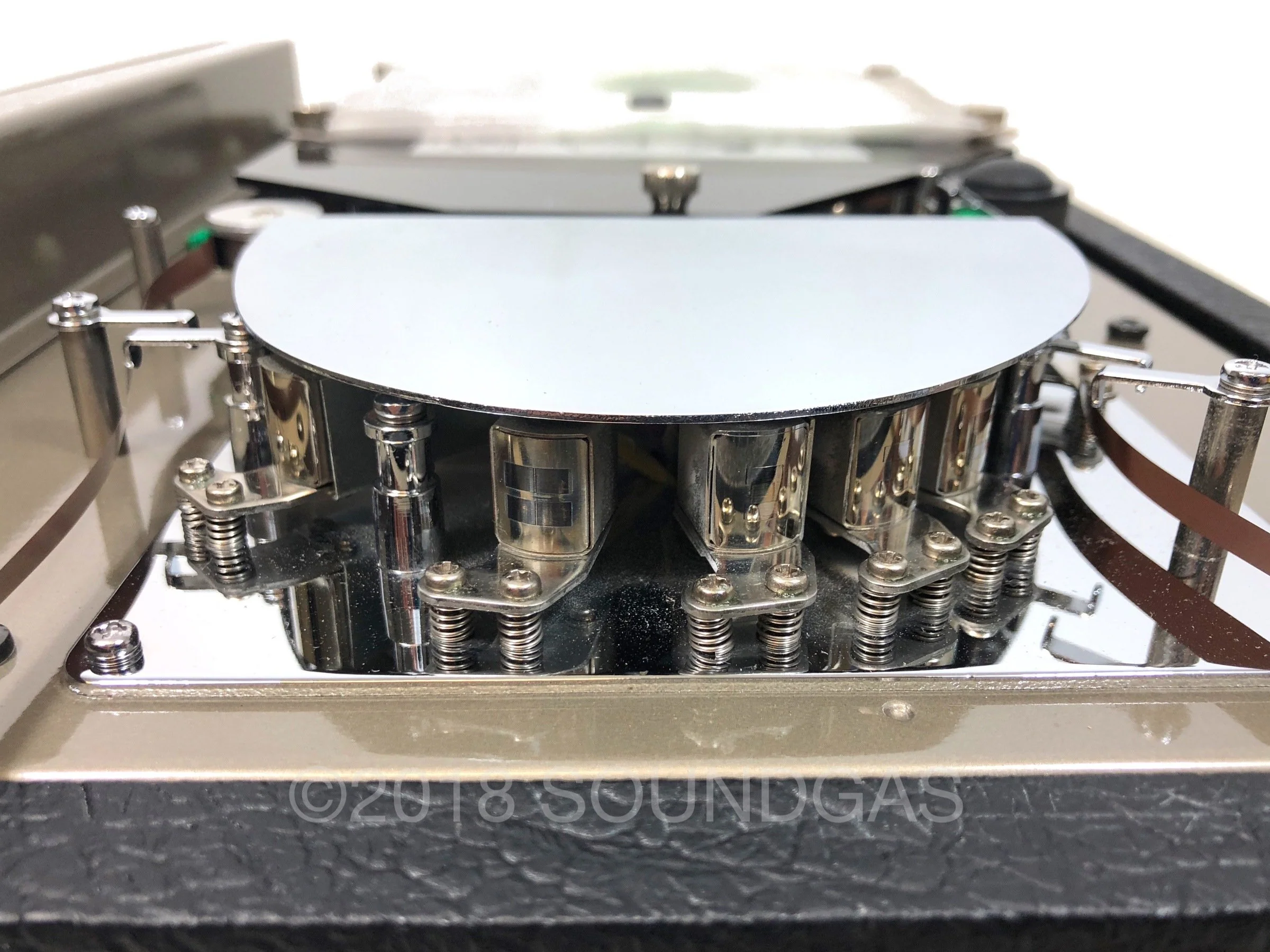 Roland RE-301 Chorus Echo -220v - Image 10